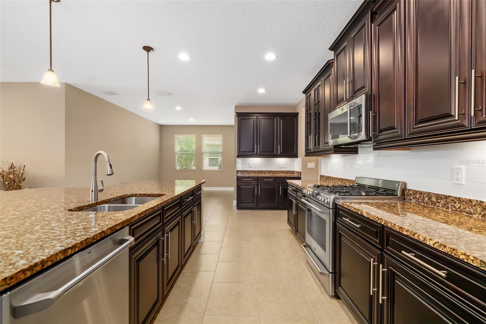 773 ROSEMARY CIR