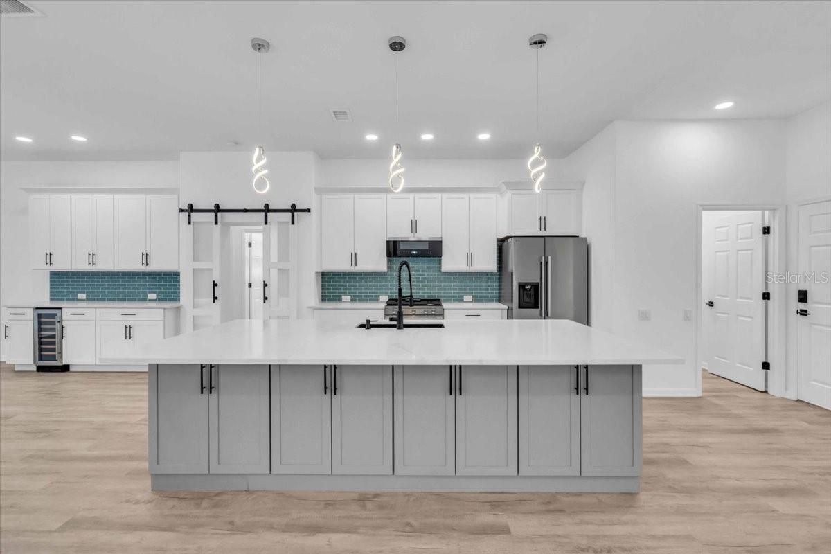 1438 BRAMBLING CT