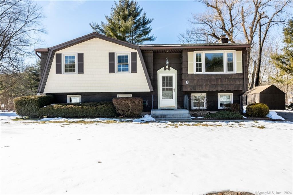 8 Strawberry Road