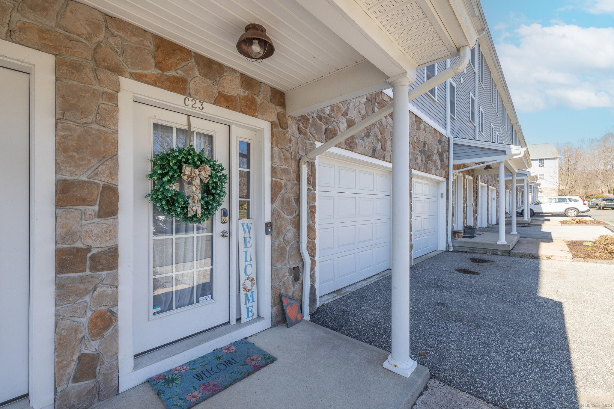 28 Armstrong Road APT C23
