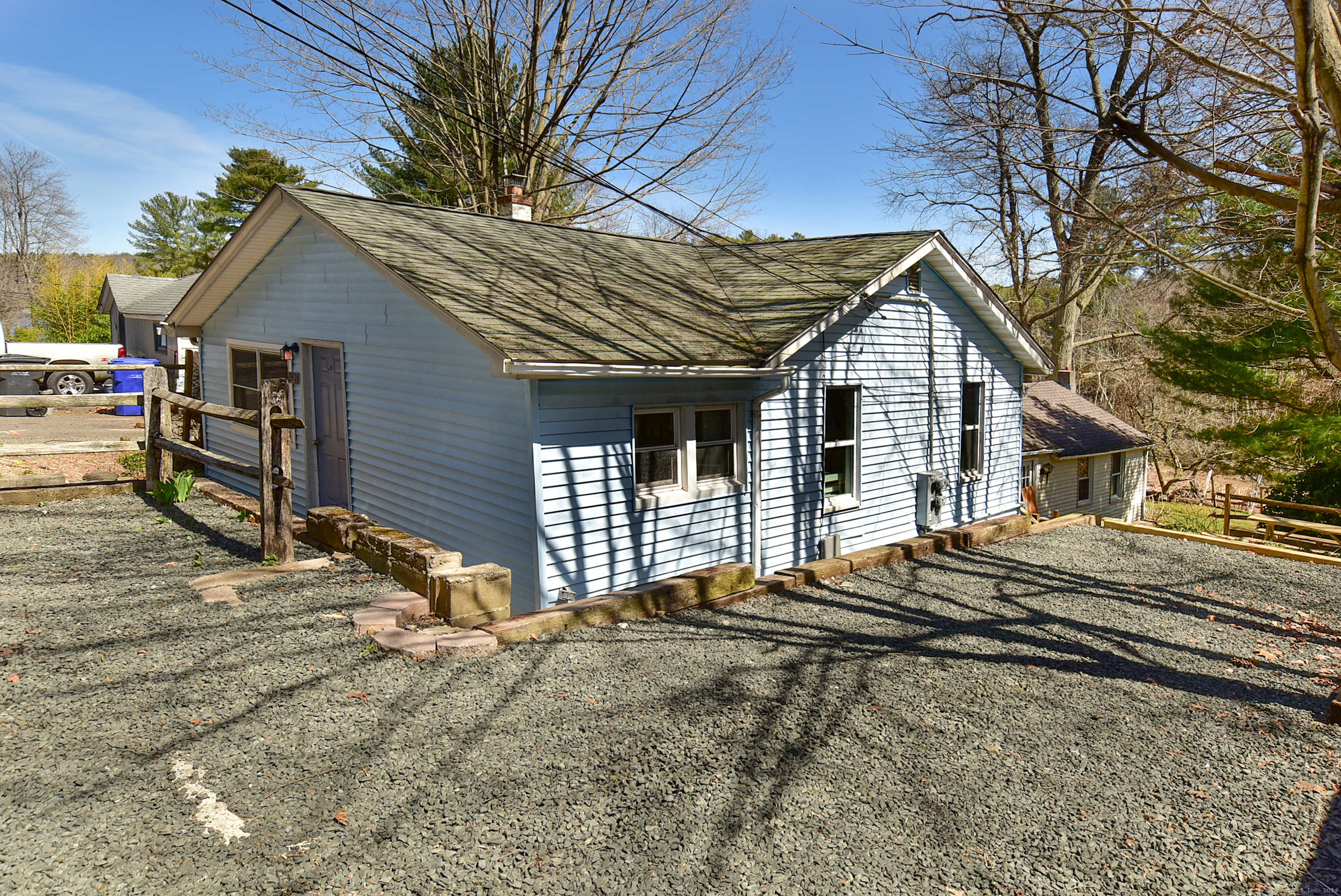95 White Road