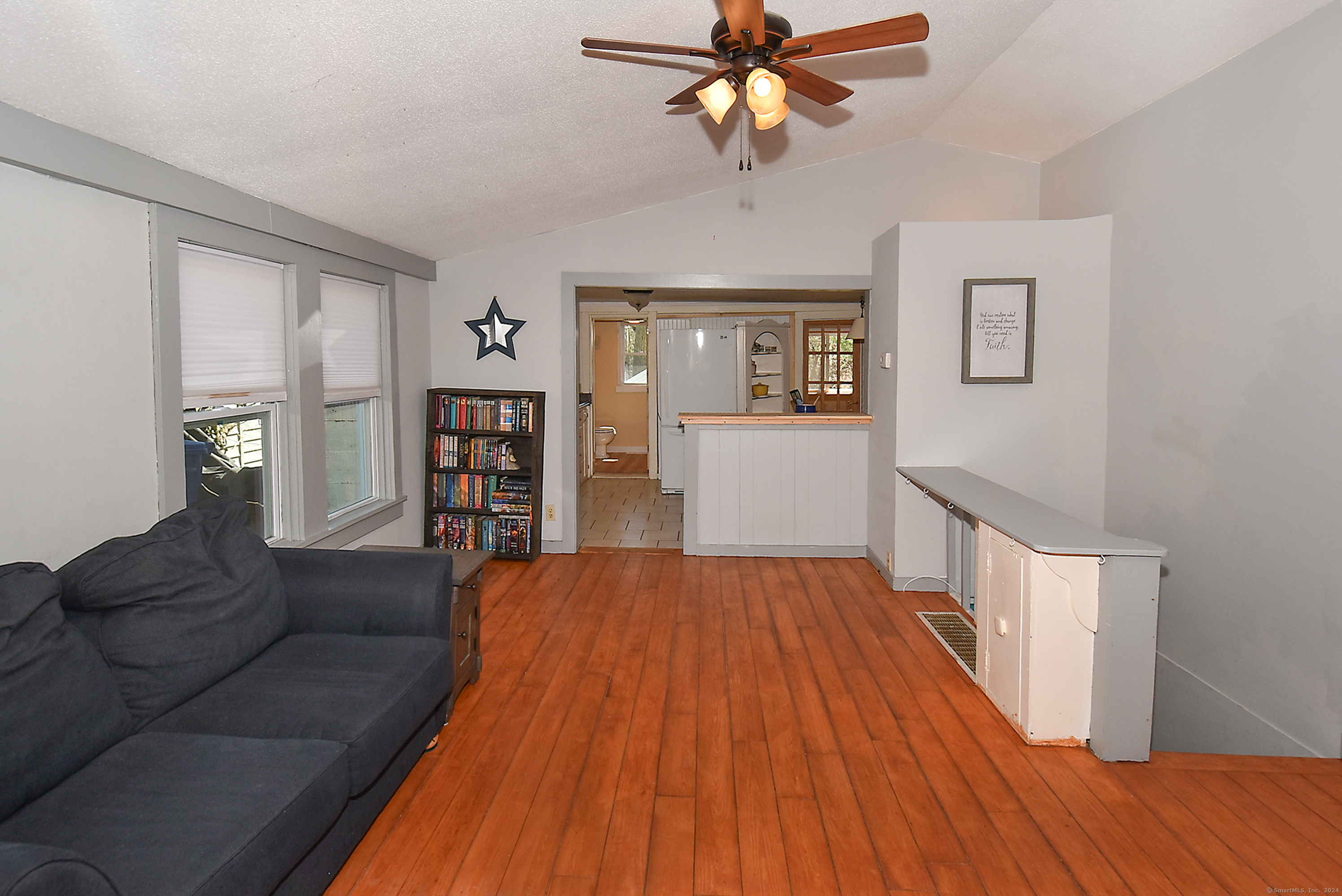 95 White Road