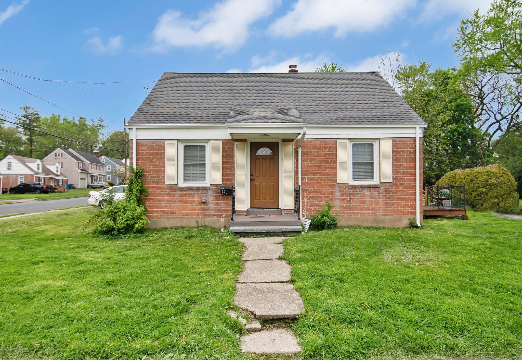 140 Mountain Street