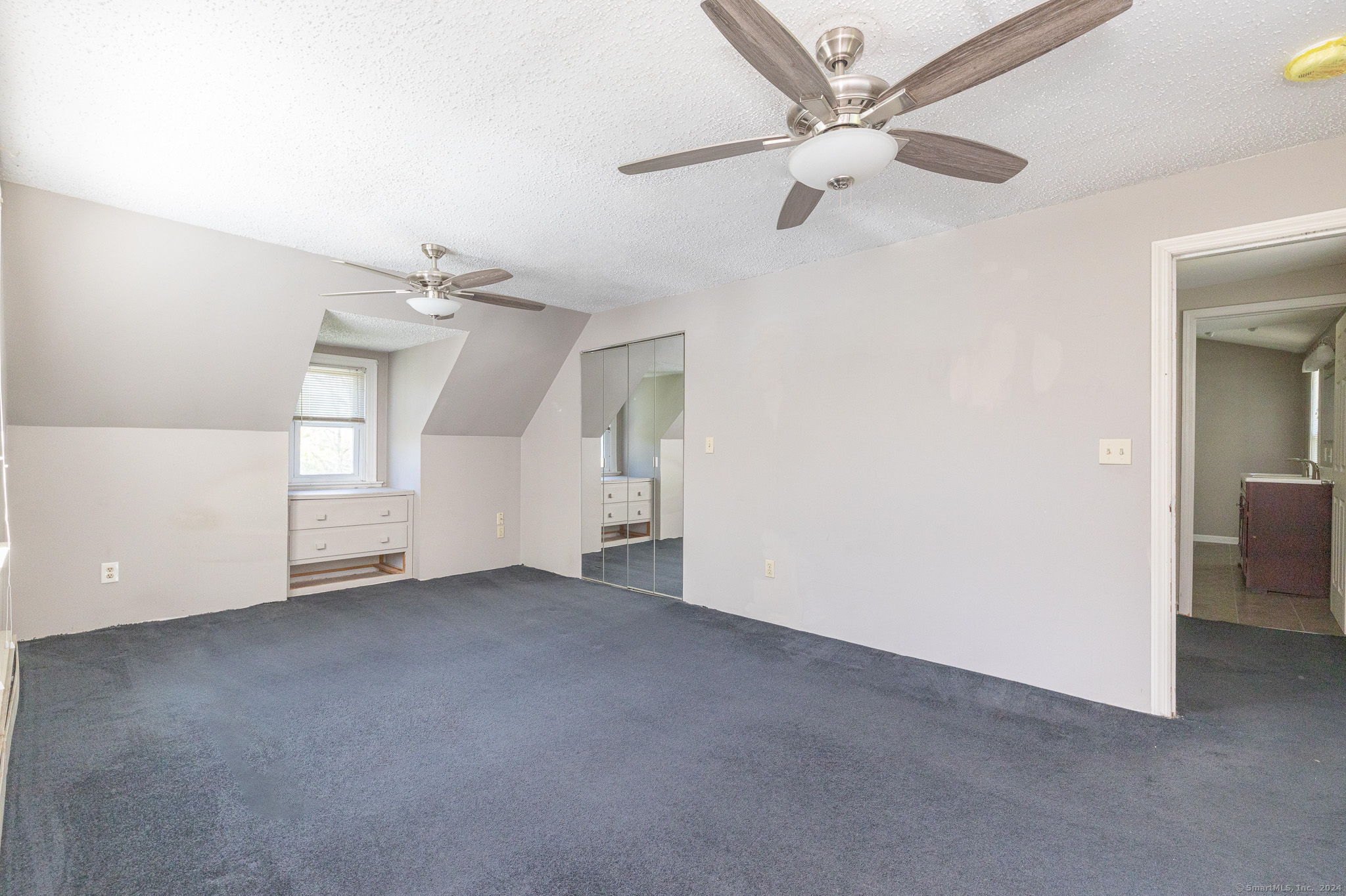 256 Mountain Road
