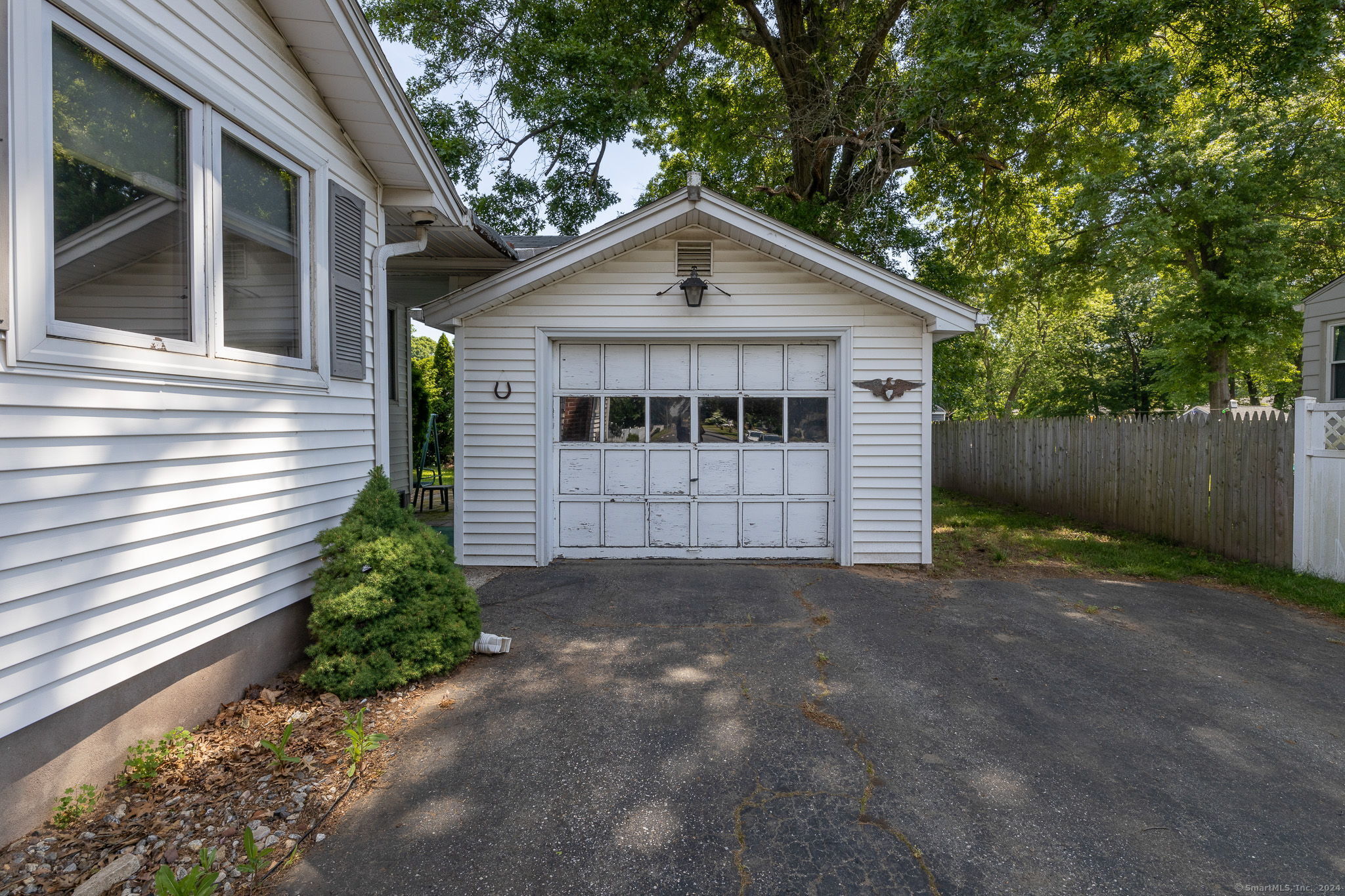 280 School Street