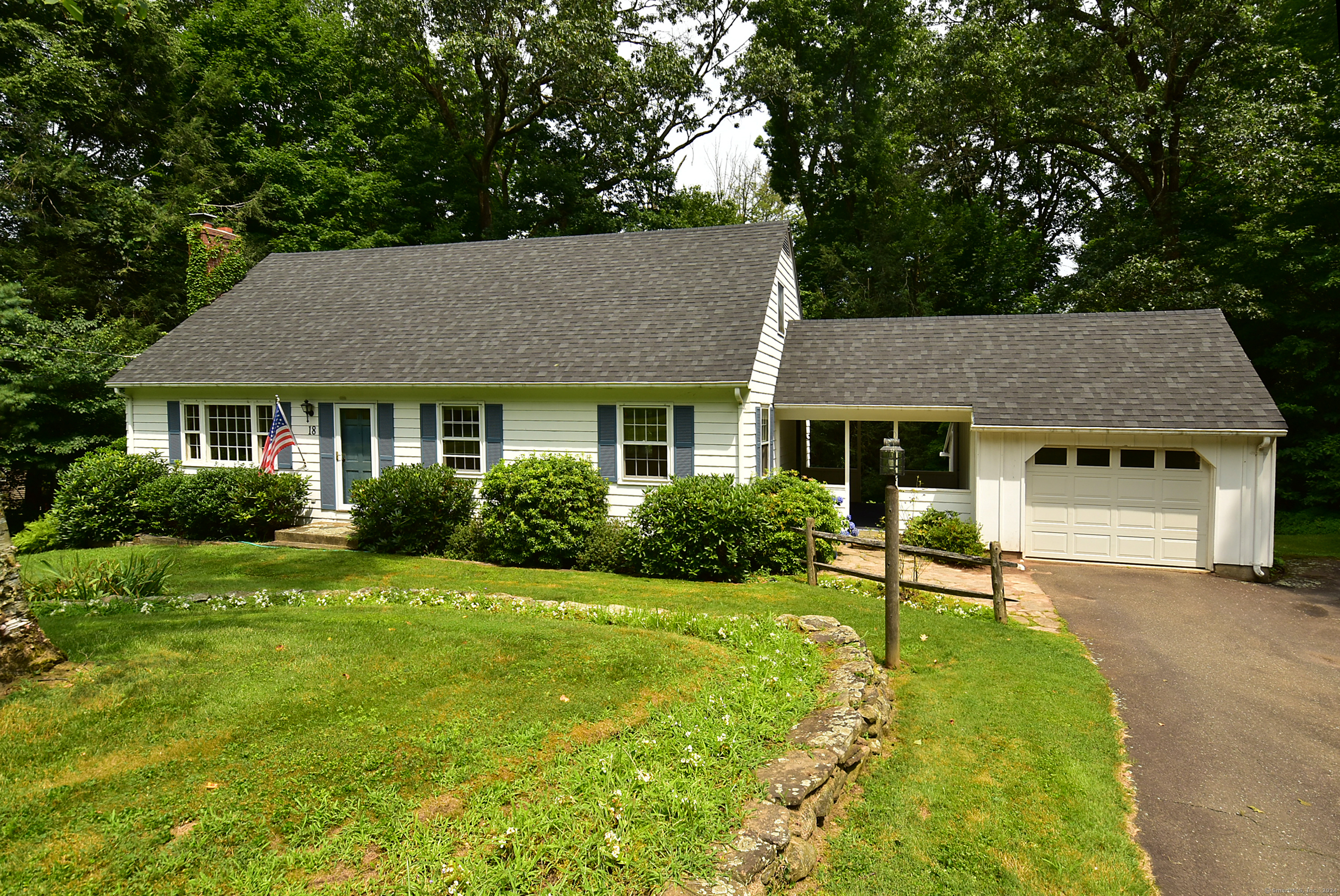 18 Fernwood Lane