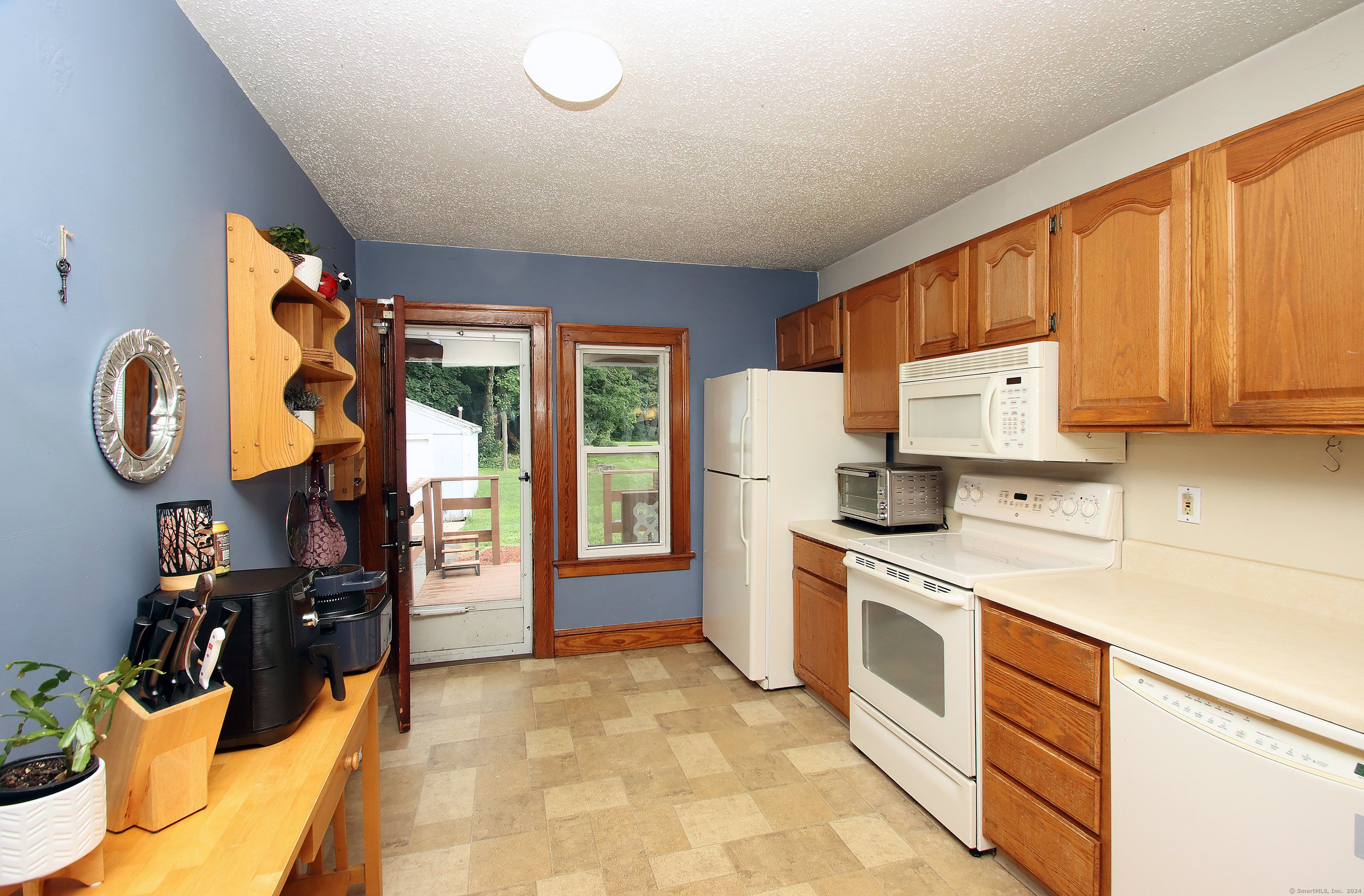 17 Tolland Avenue