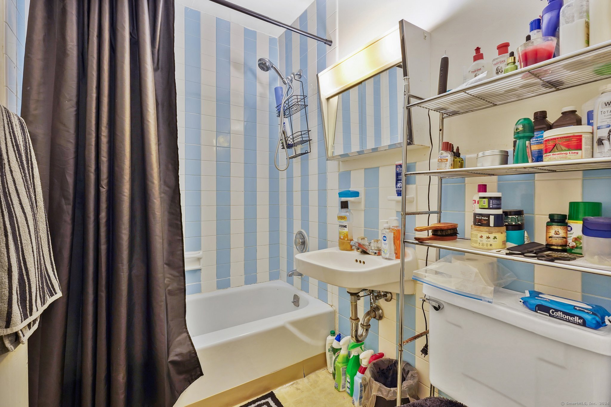40 Owen Street APT E2