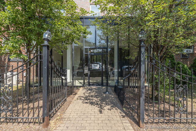 40 Owen Street APT E2