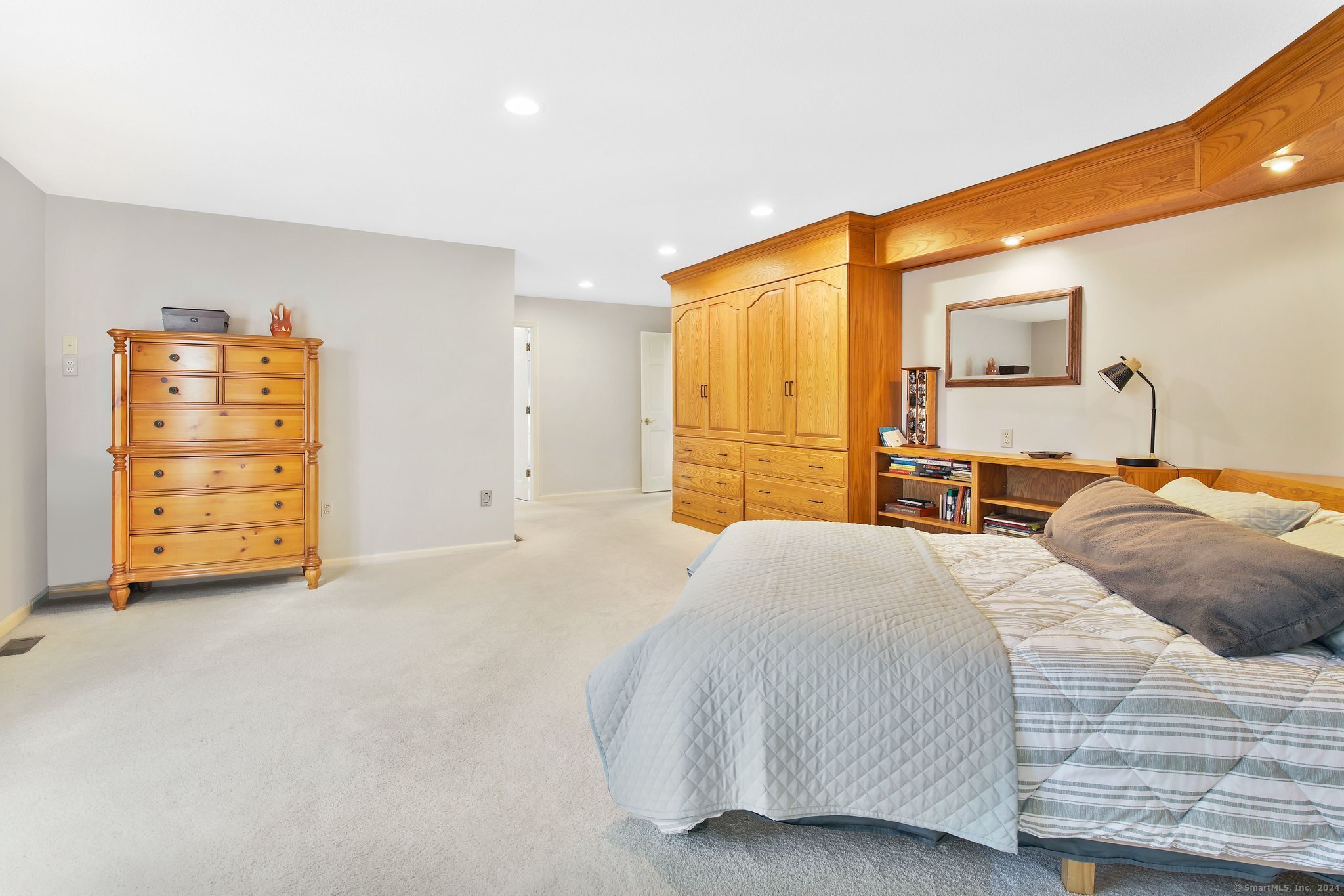 31 Long Hill Drive