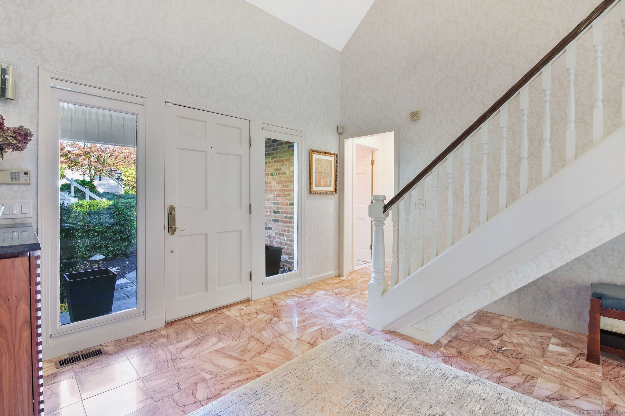 31 Long Hill Drive