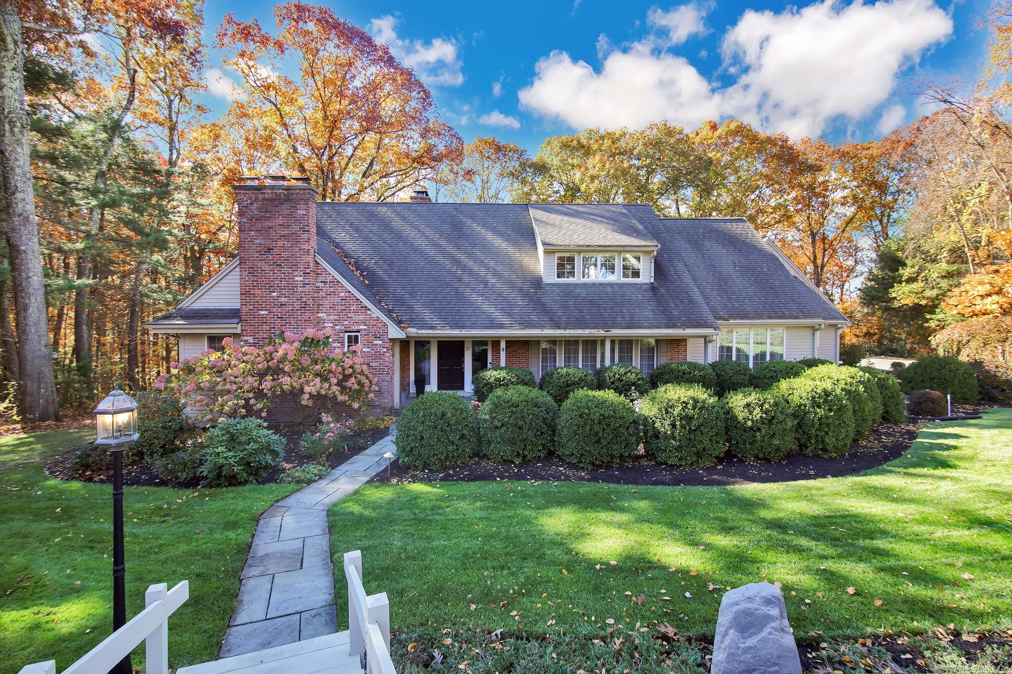 31 Long Hill Drive