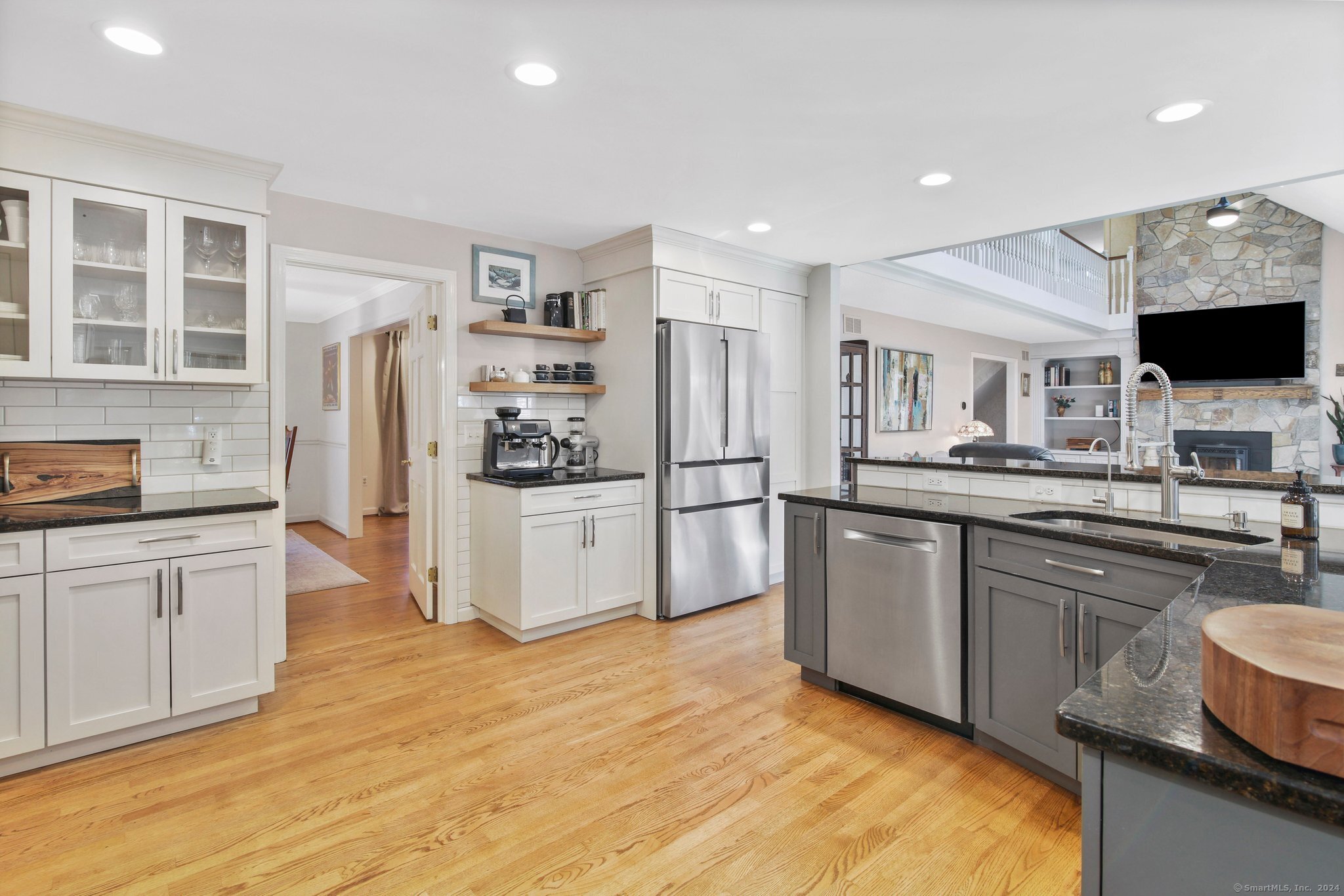 31 Long Hill Drive
