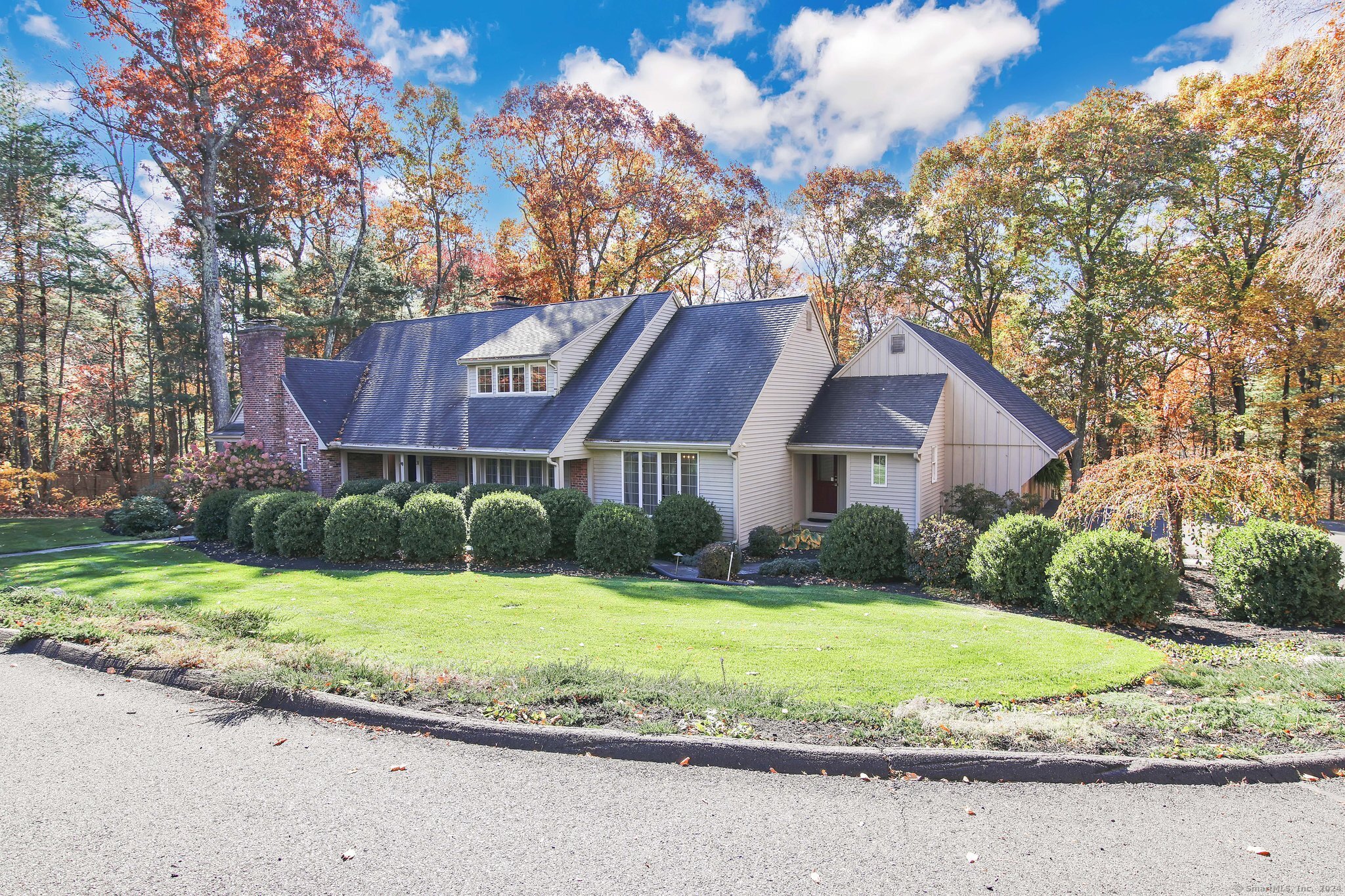 31 Long Hill Drive