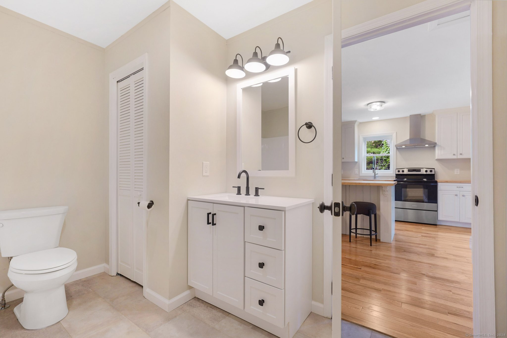 471 Warrenville Road