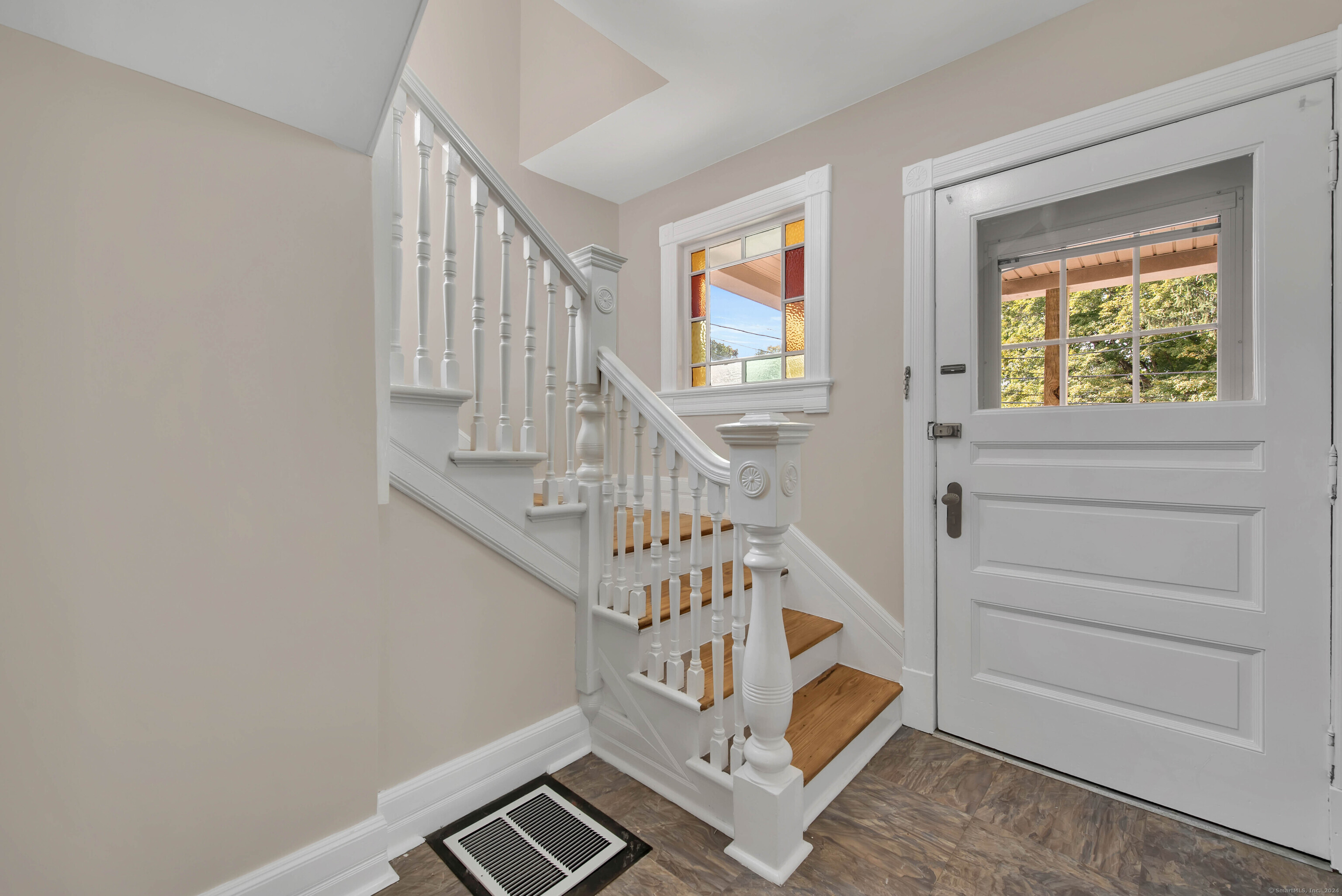 36 Oak Street