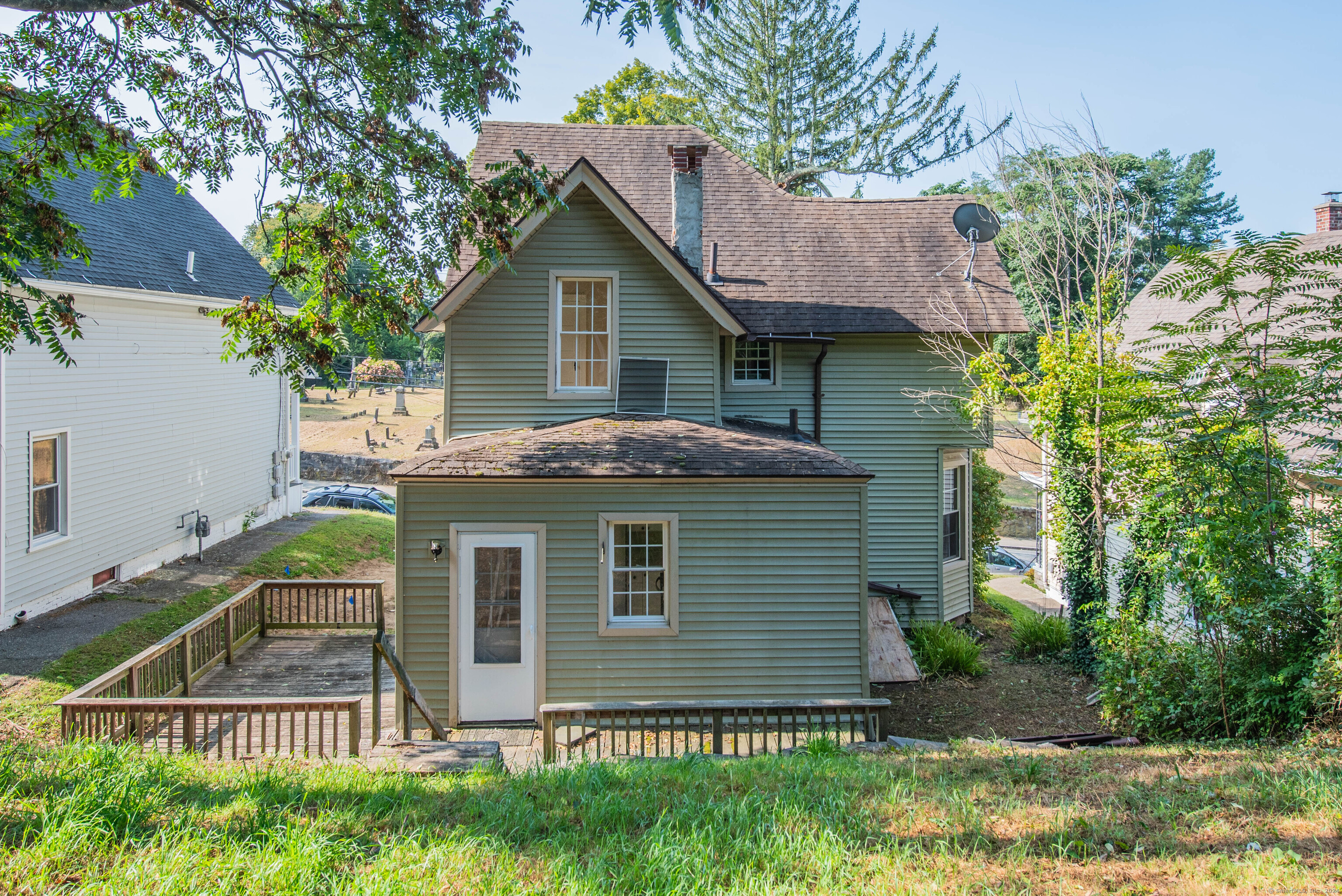 36 Oak Street