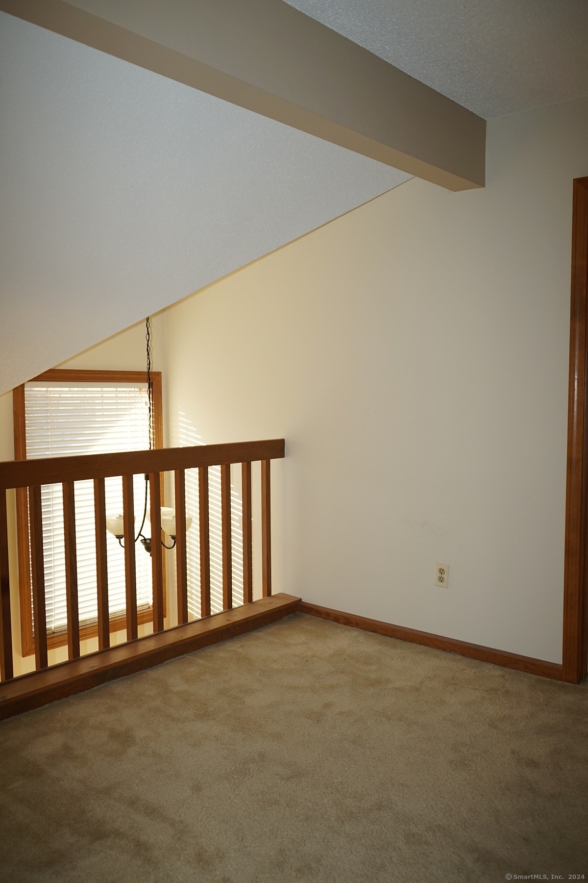 105 Maple Avenue APT 9