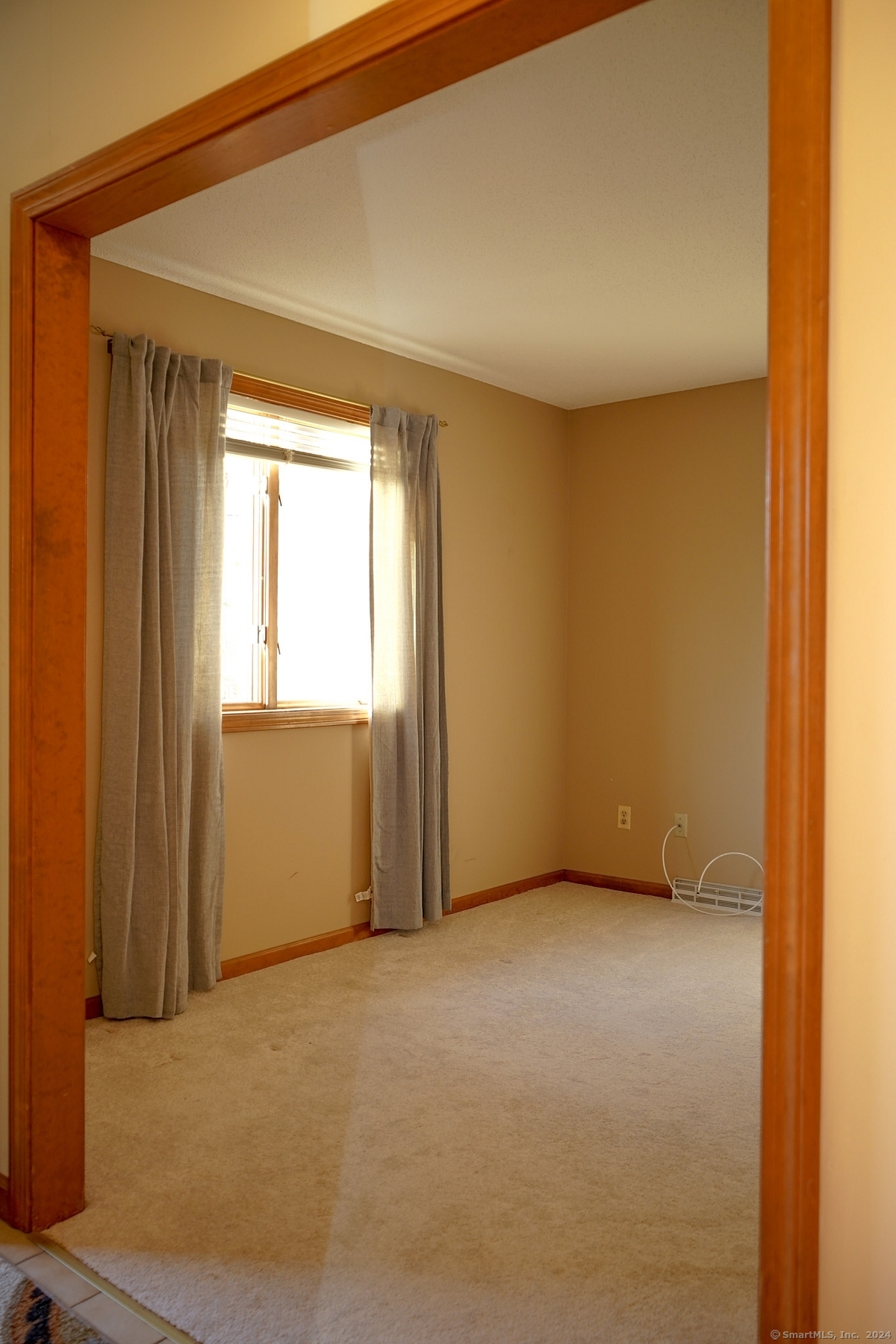 105 Maple Avenue APT 9