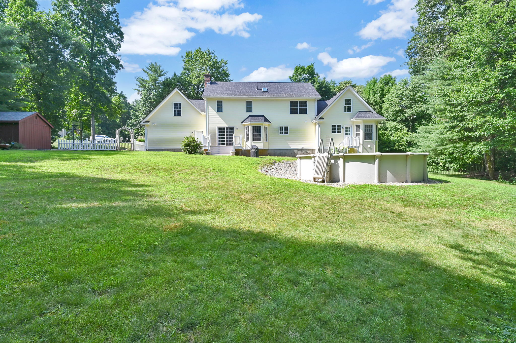 11 Lookout Landing