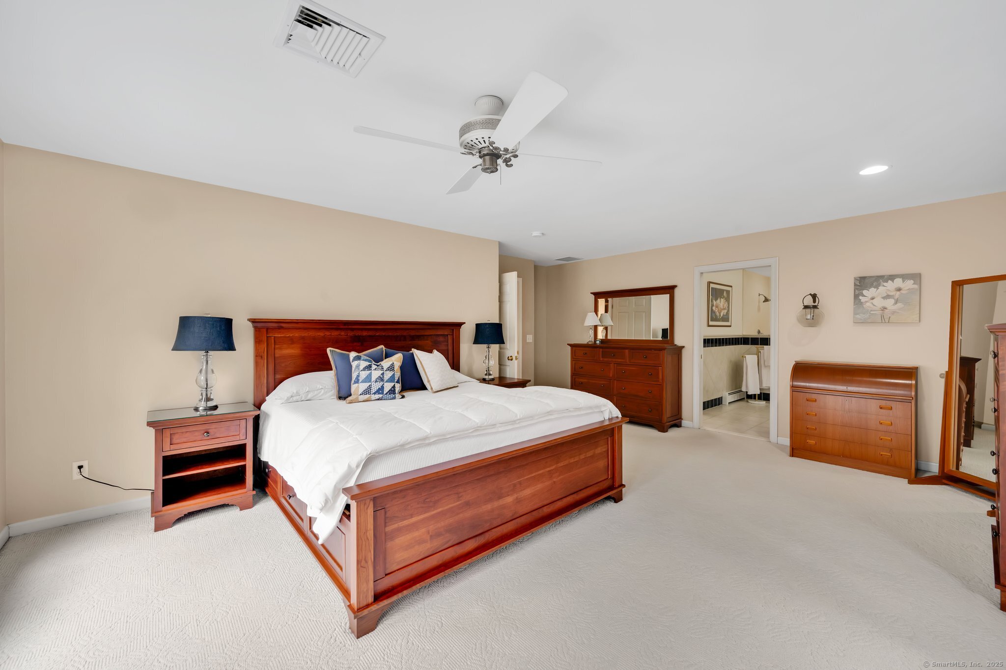 4 Jonathan Drive