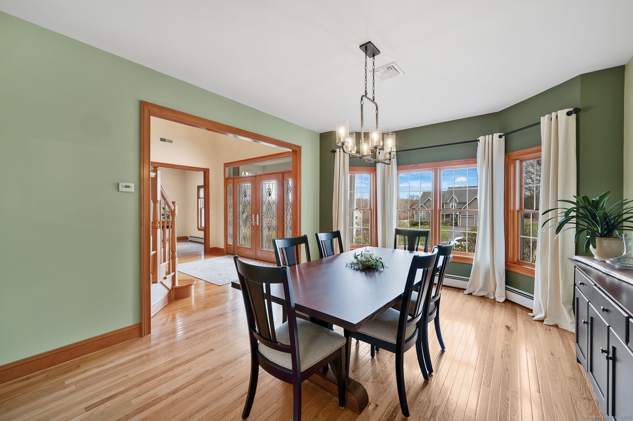 4 Jonathan Drive
