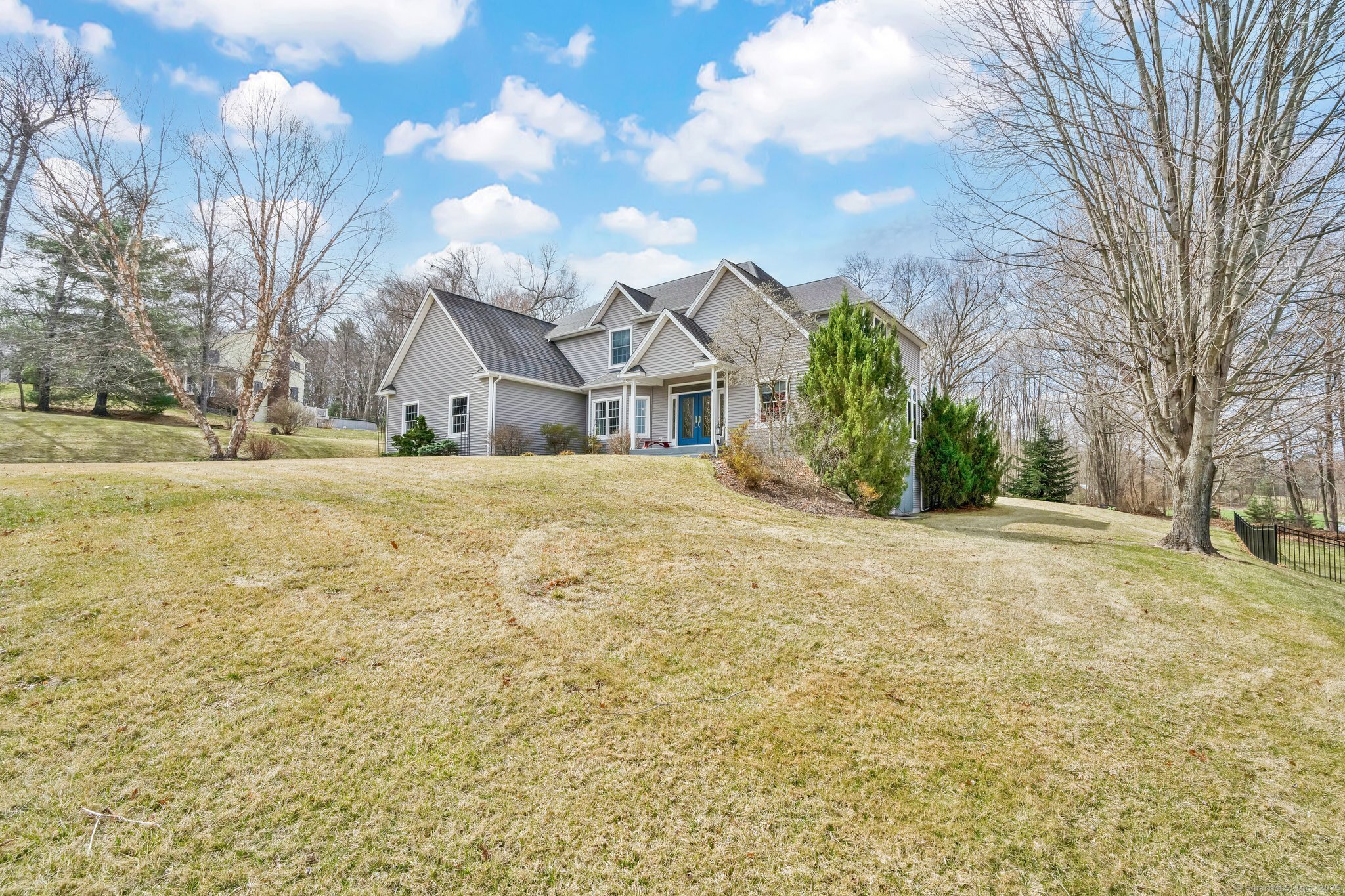 4 Jonathan Drive