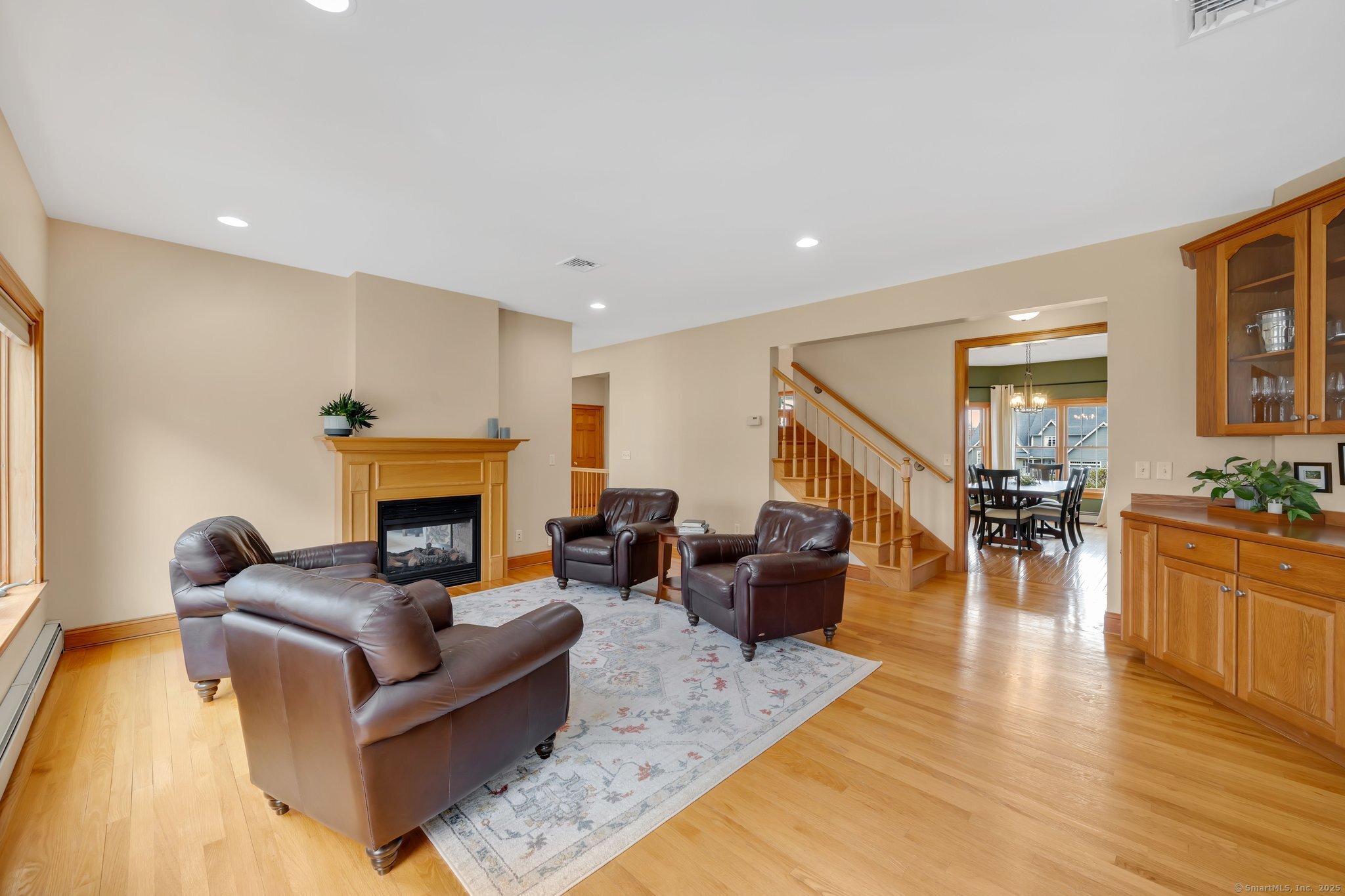4 Jonathan Drive
