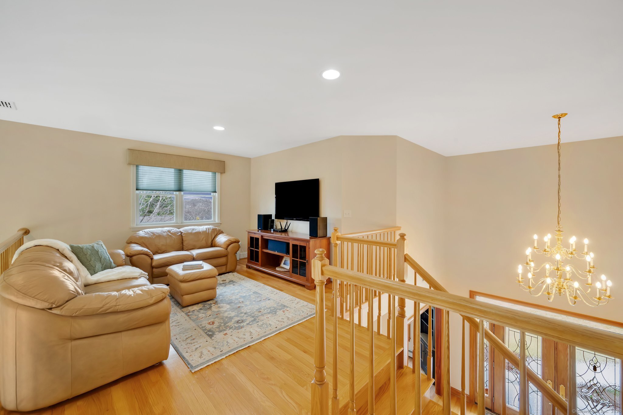 4 Jonathan Drive