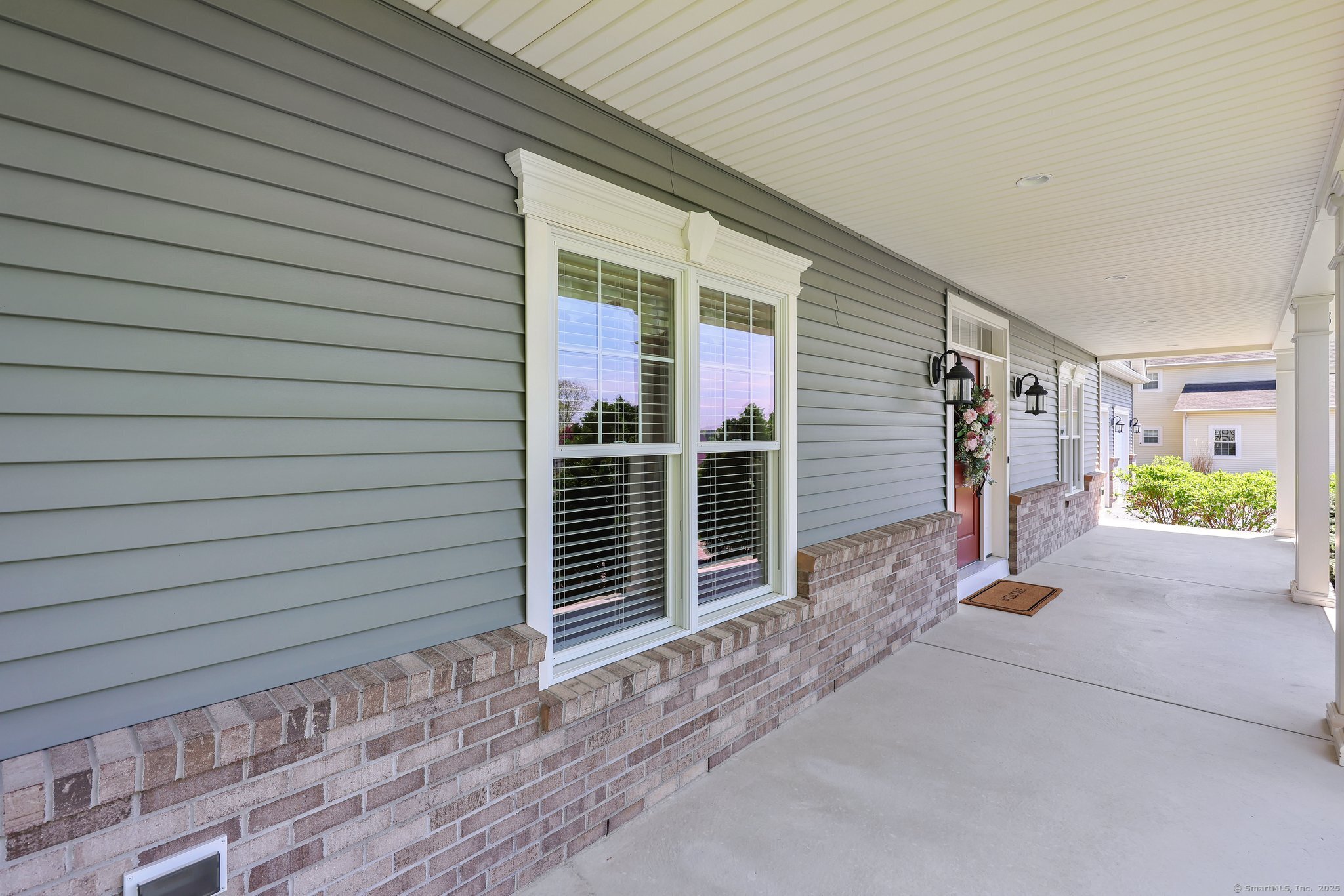 33 Ellsworth Lane