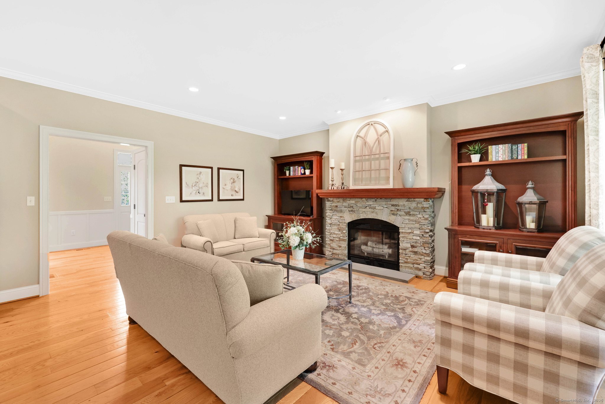 33 Ellsworth Lane