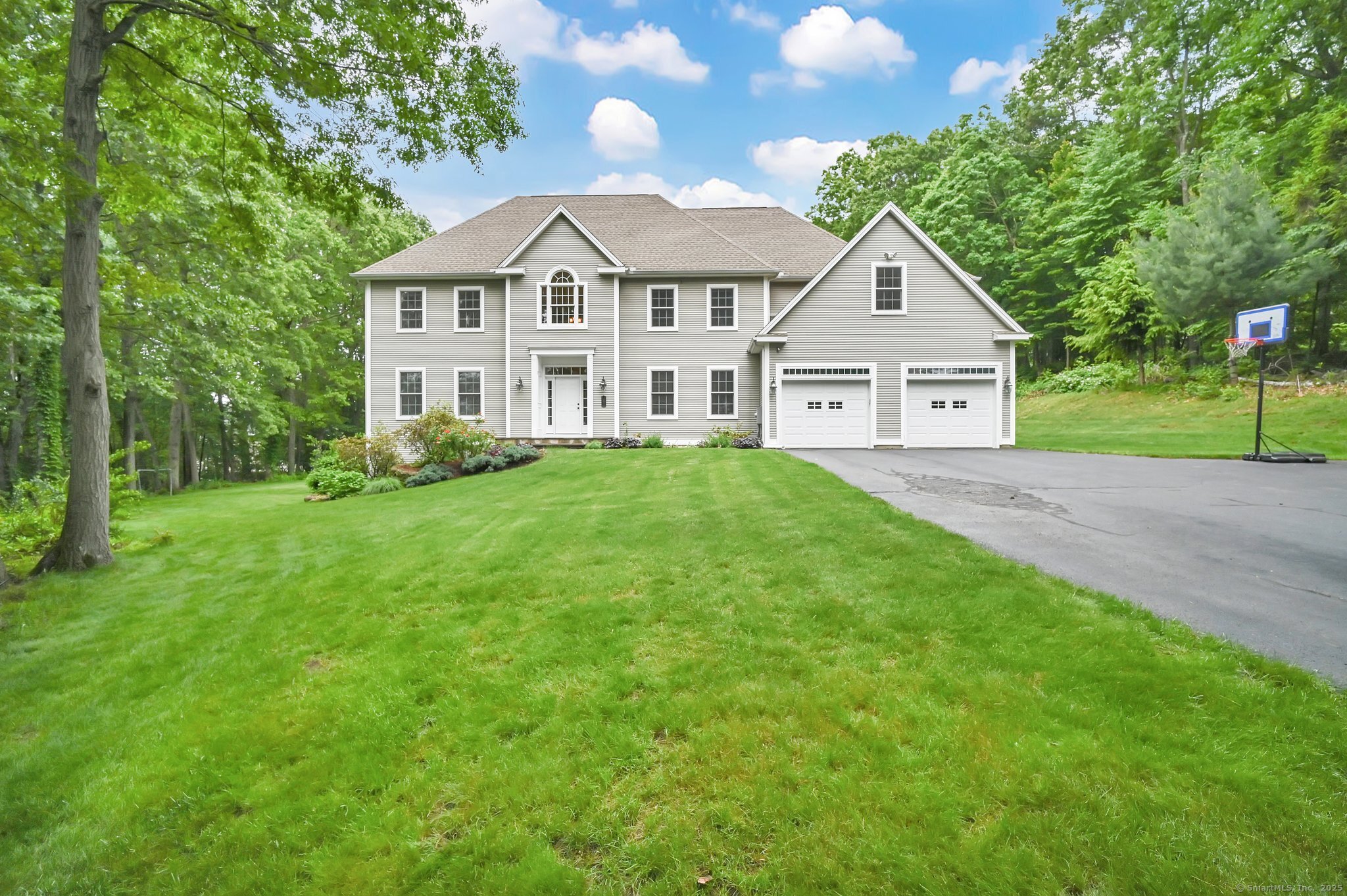 5 Jonathan Drive