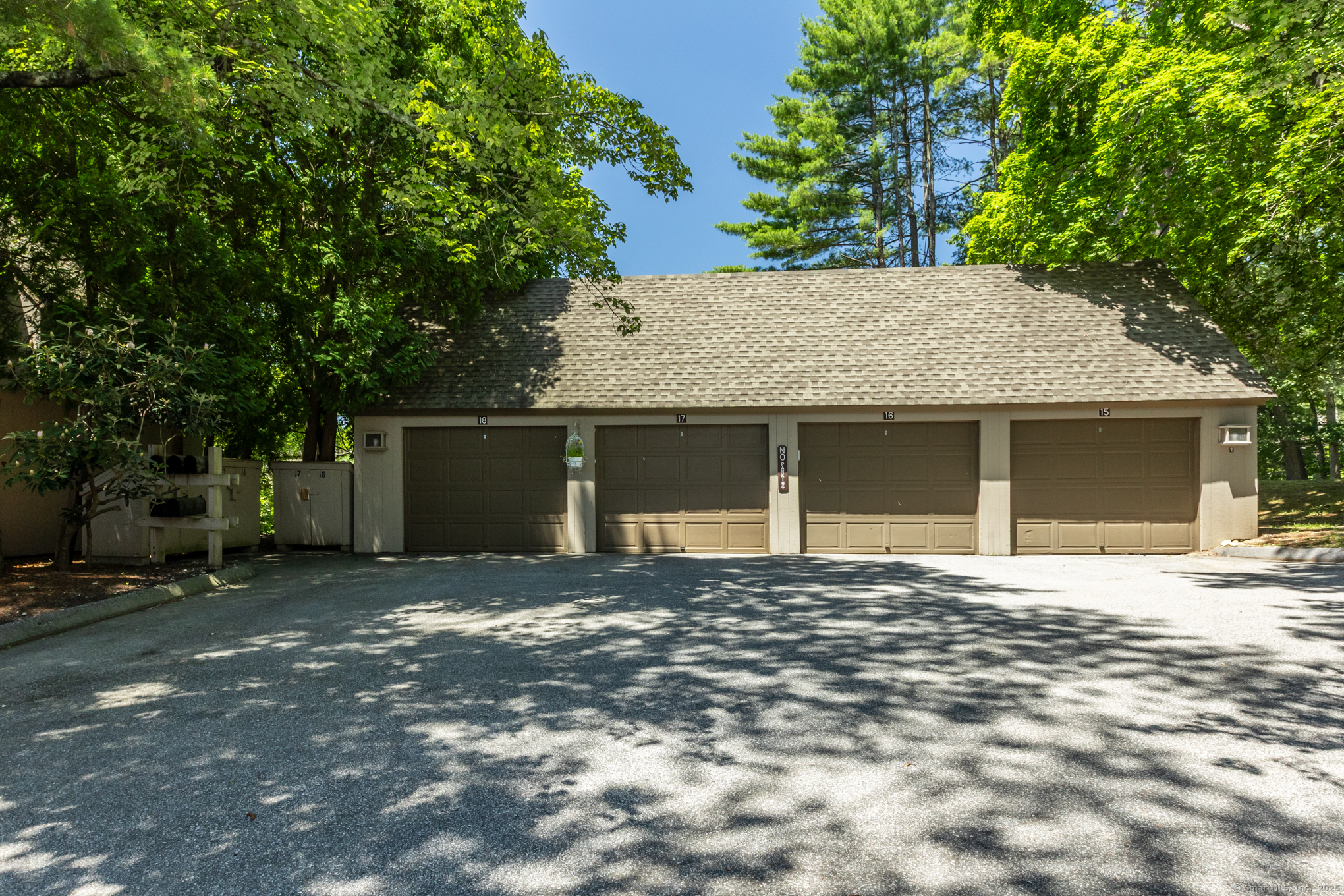 17 Crocus Lane 17