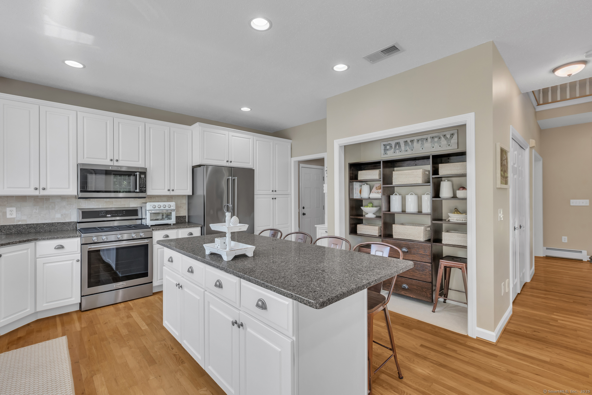 21 Farmbrook Drive
