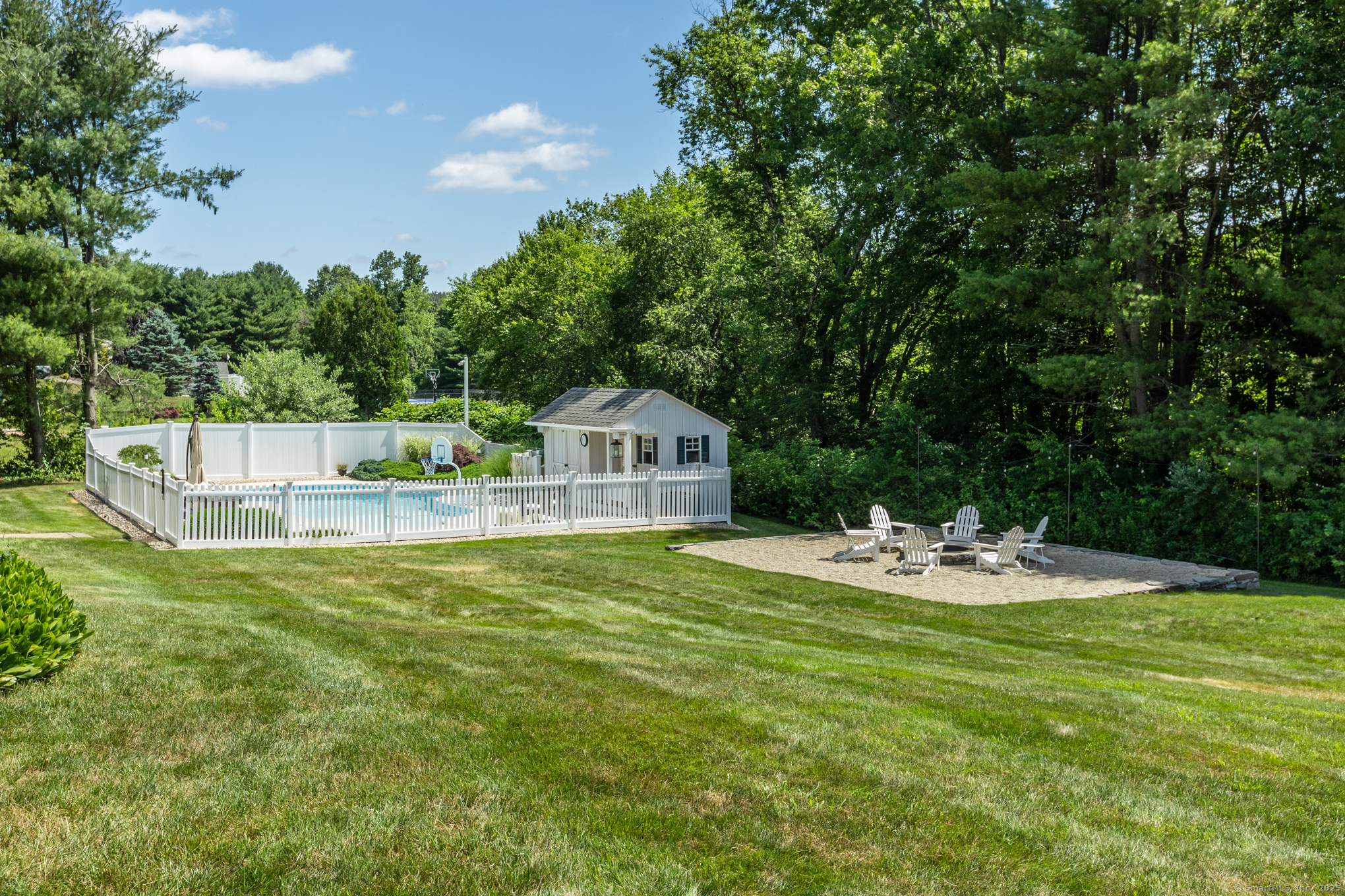 21 Farmbrook Drive