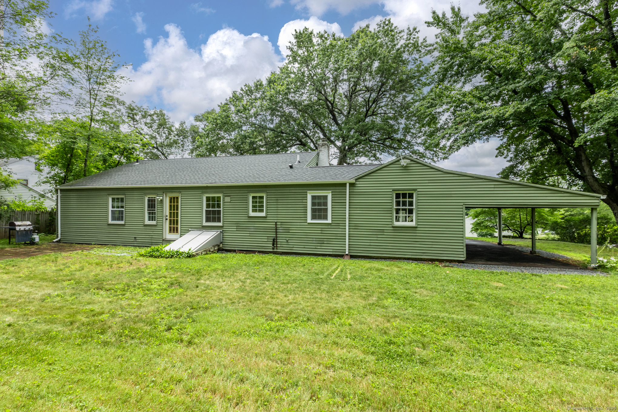 140 Ridgewood Road