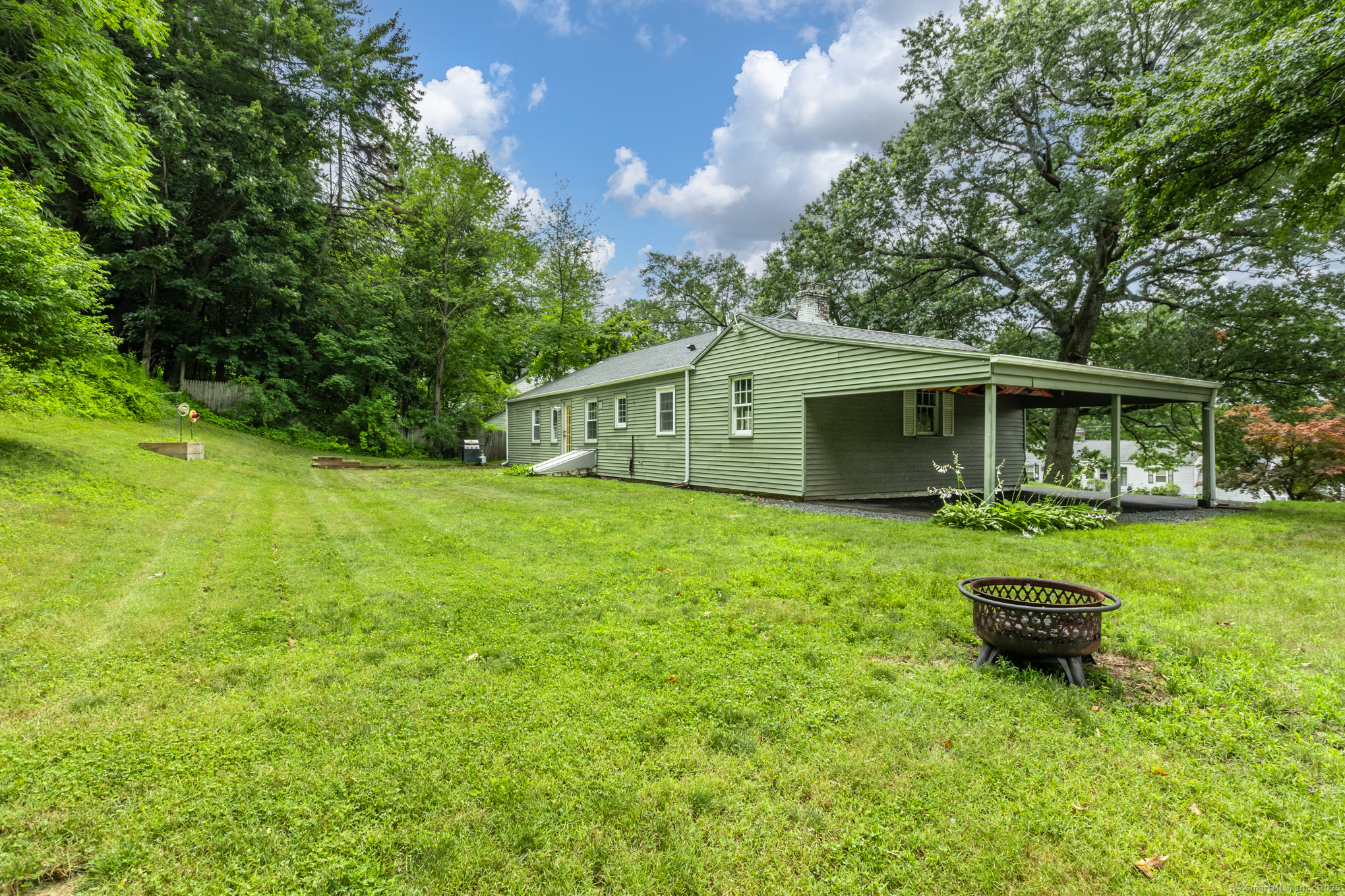 140 Ridgewood Road