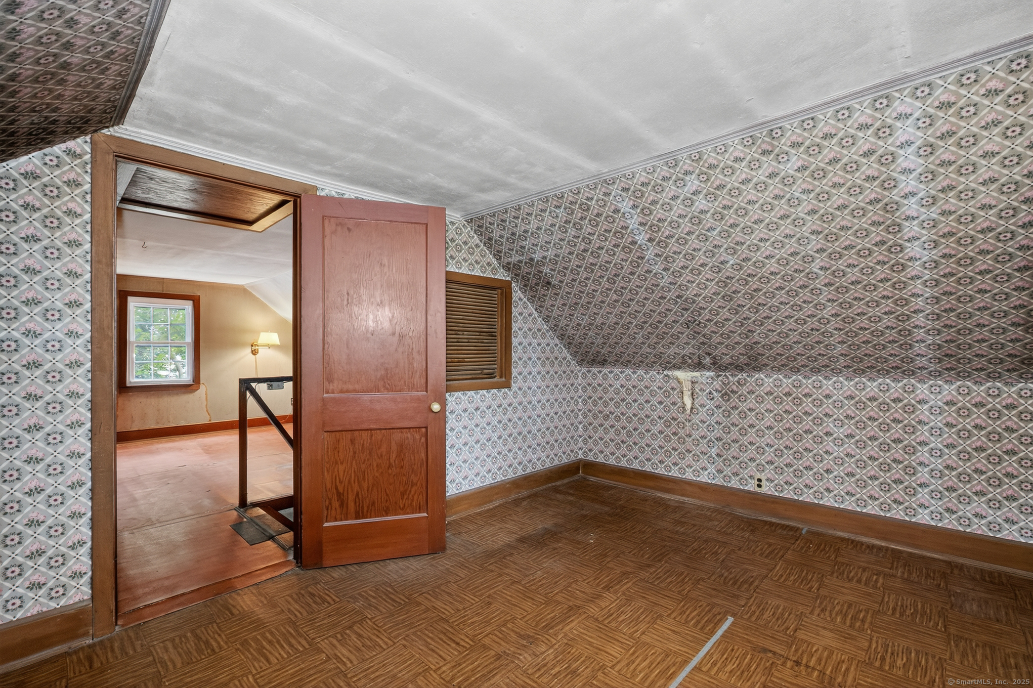 8 Hendee Road