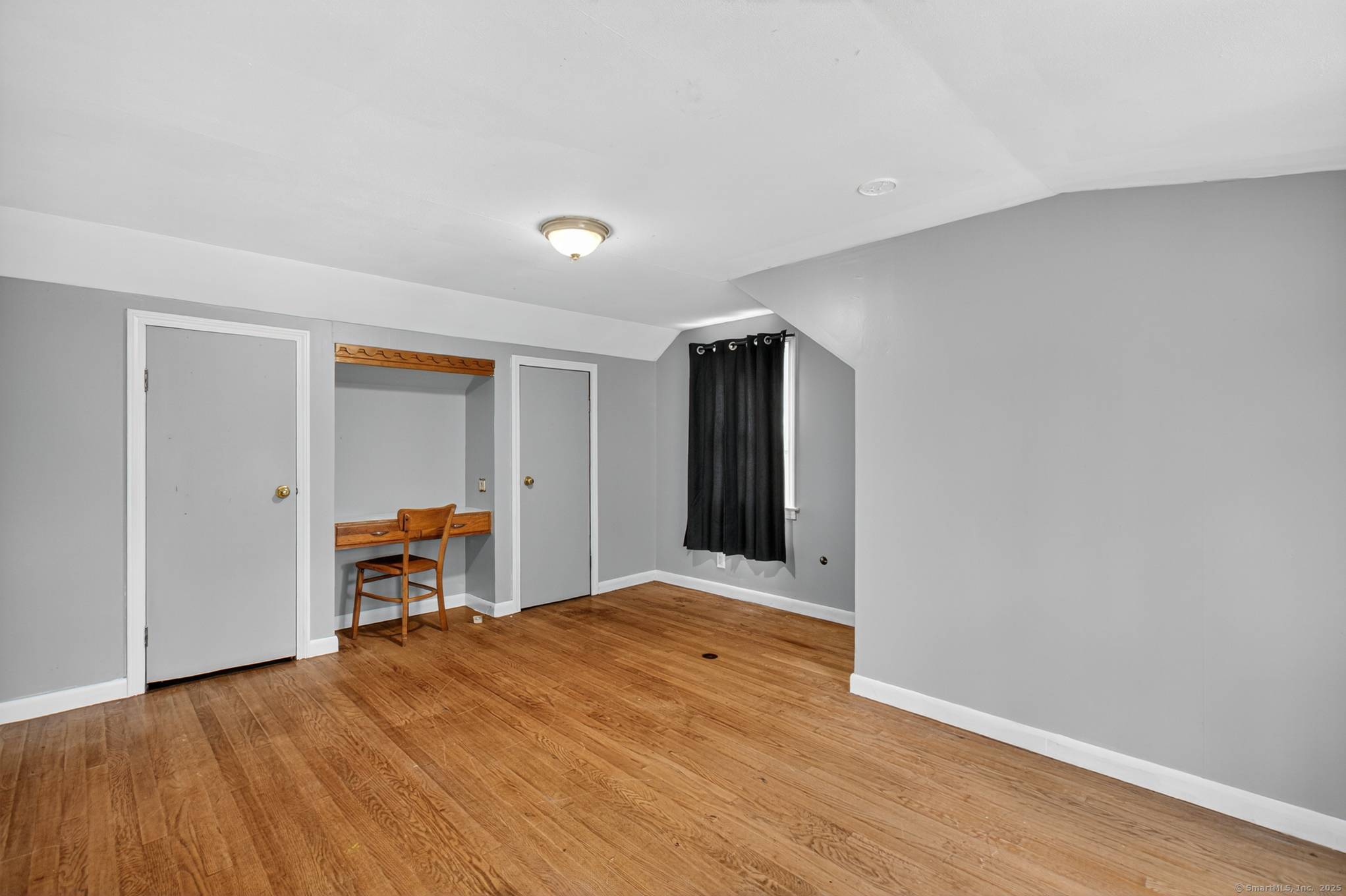 8 Emily Road