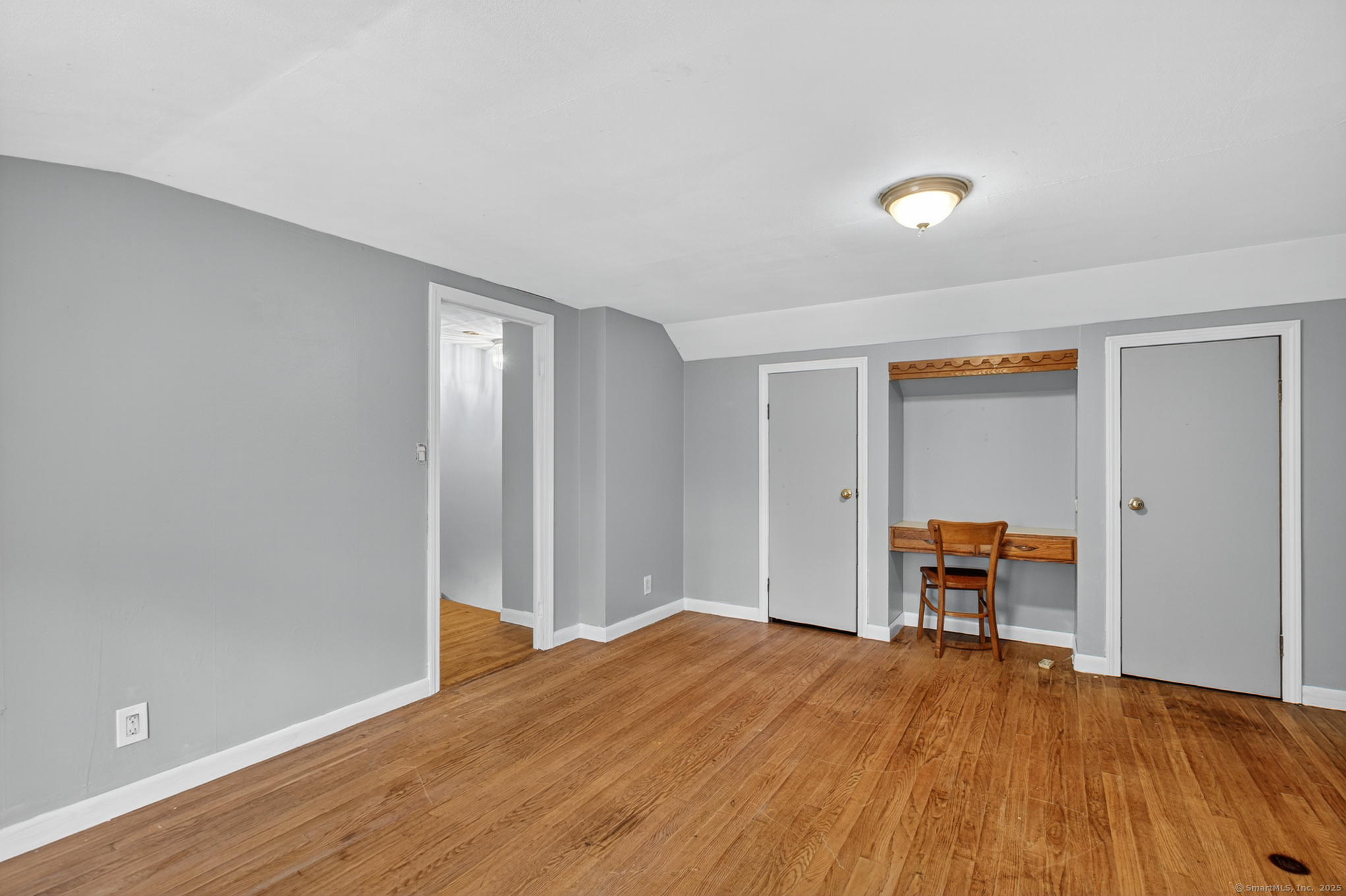 8 Emily Road
