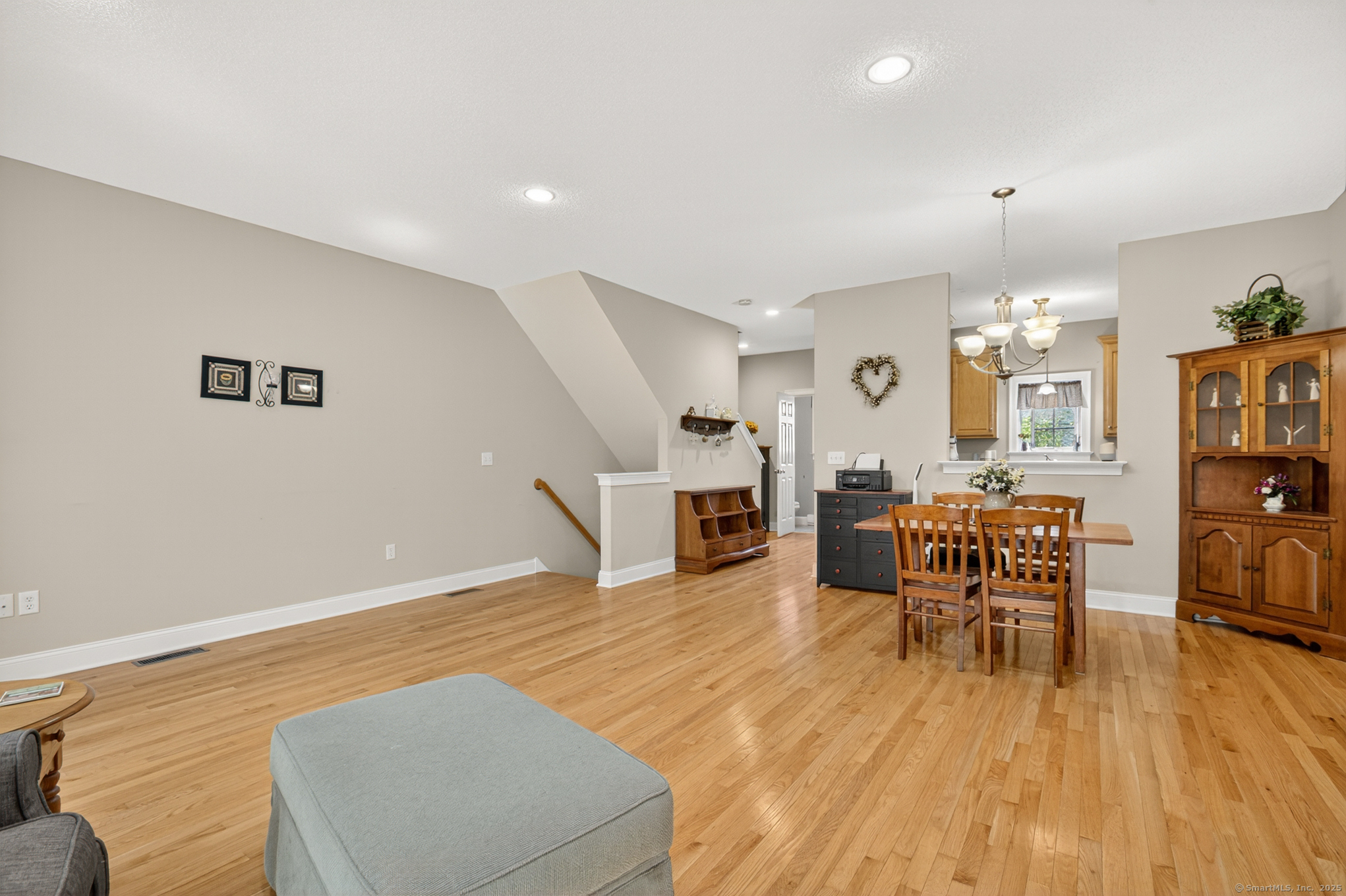 1158 Hartford Turnpike 38