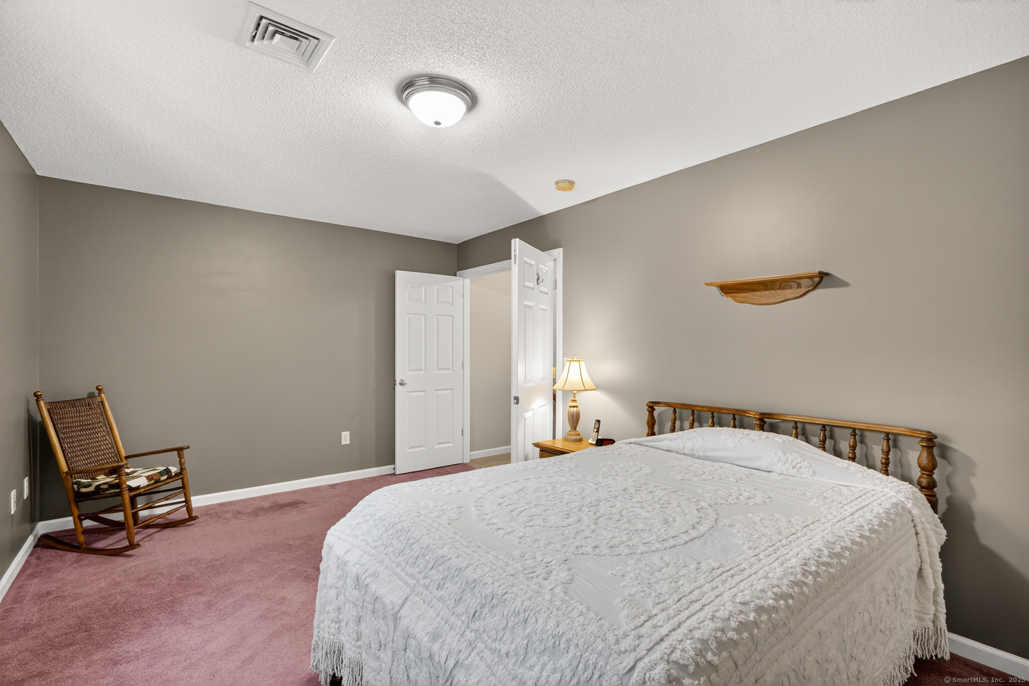 1158 Hartford Turnpike 38