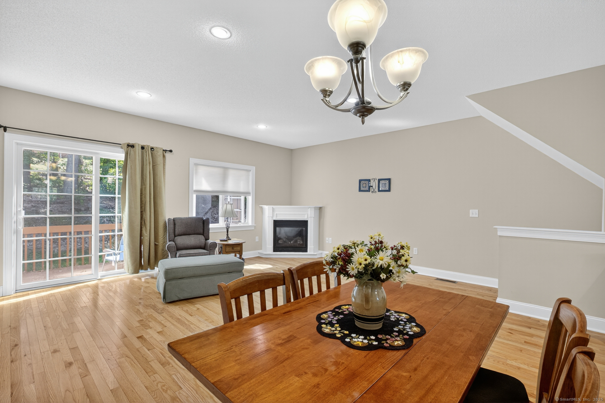 1158 Hartford Turnpike 38