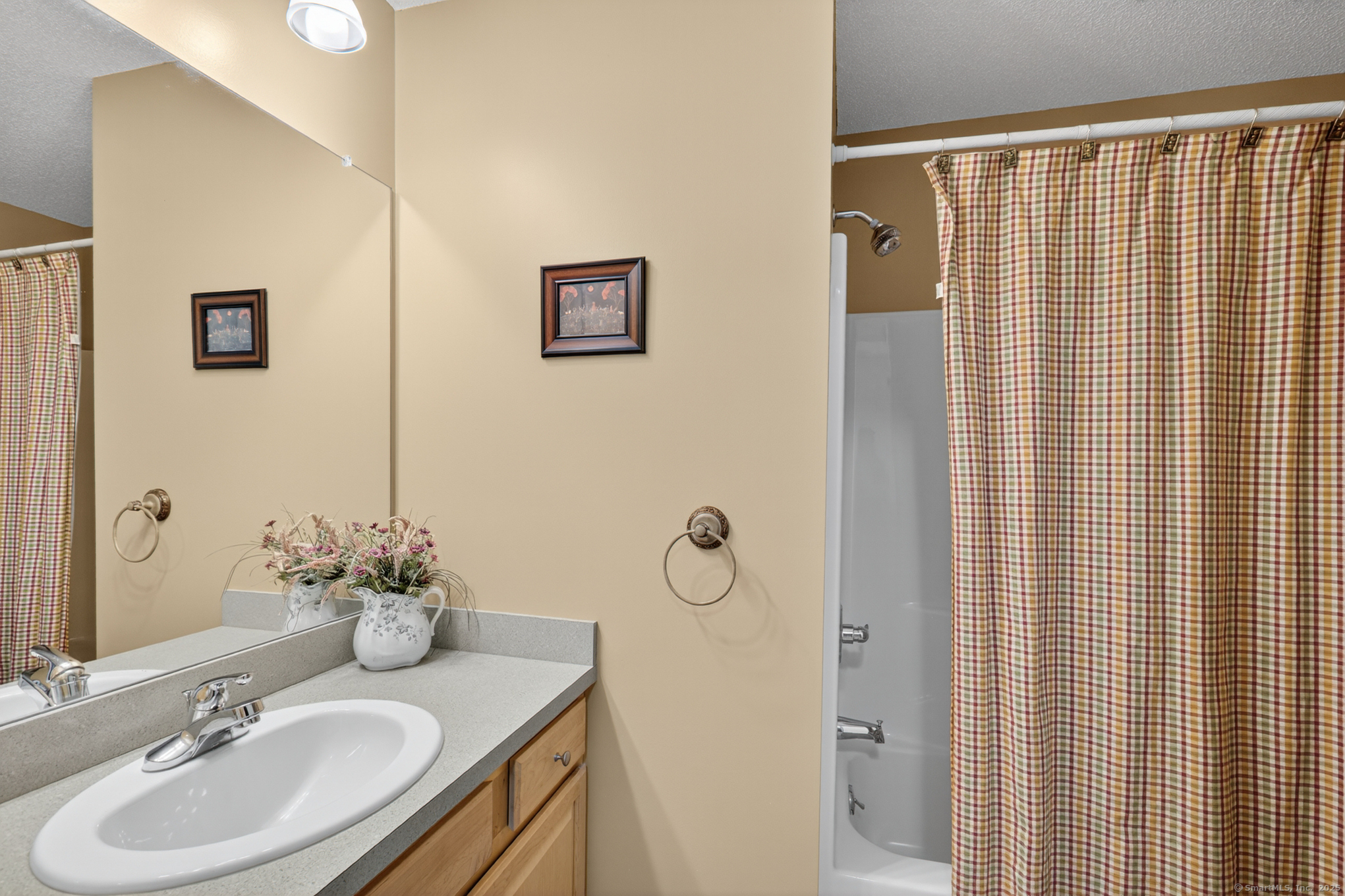 1158 Hartford Turnpike 38