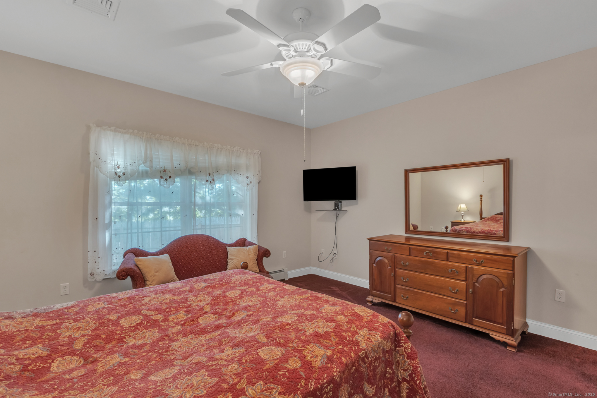 8 Dobson Commons Circle 8