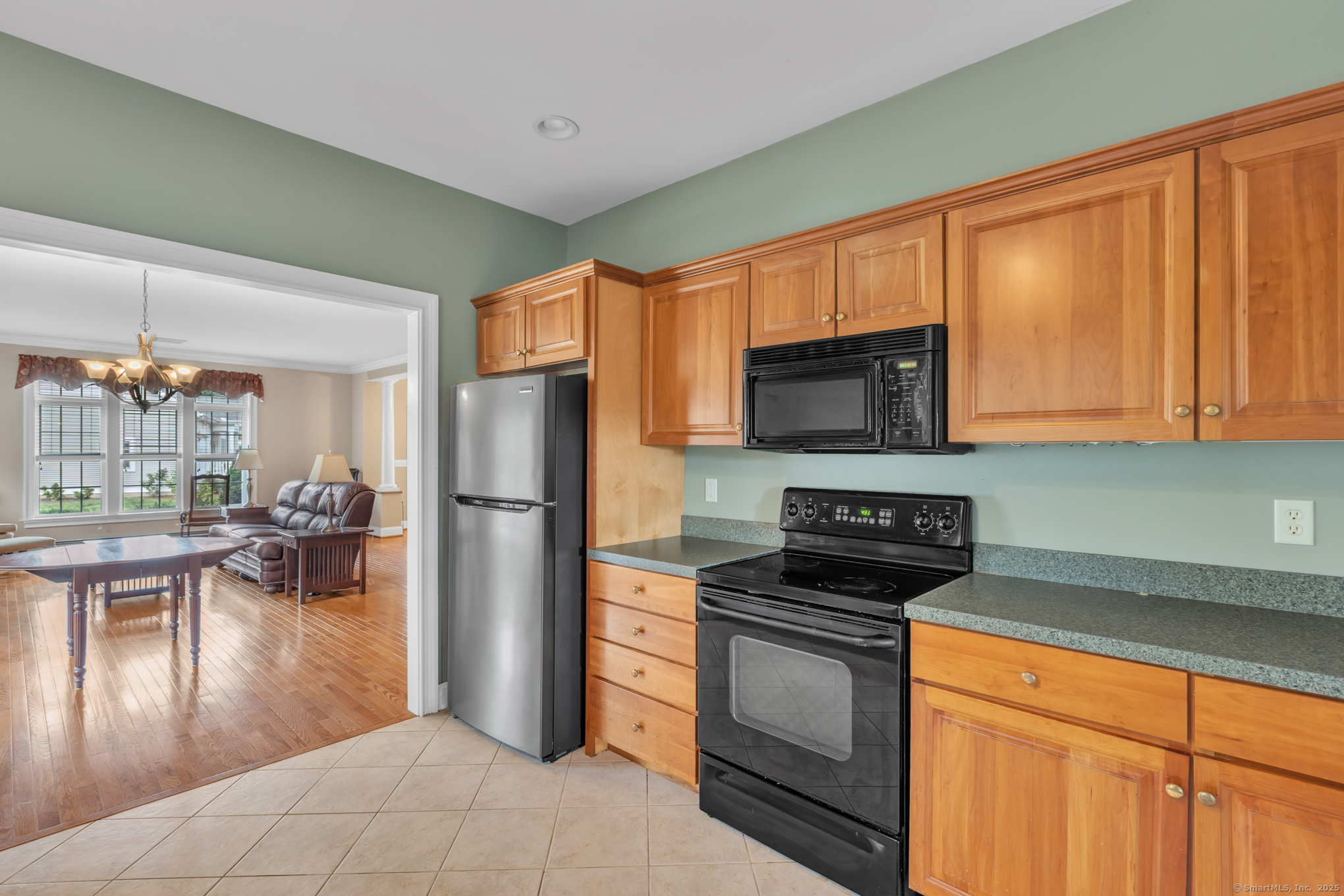 8 Dobson Commons Circle 8
