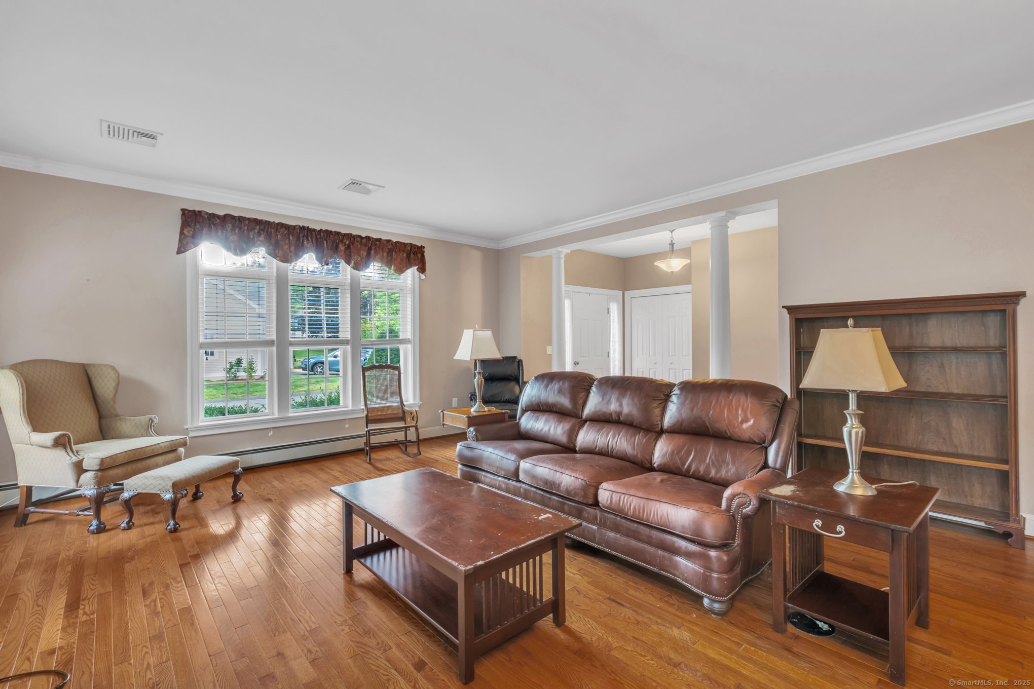 8 Dobson Commons Circle 8