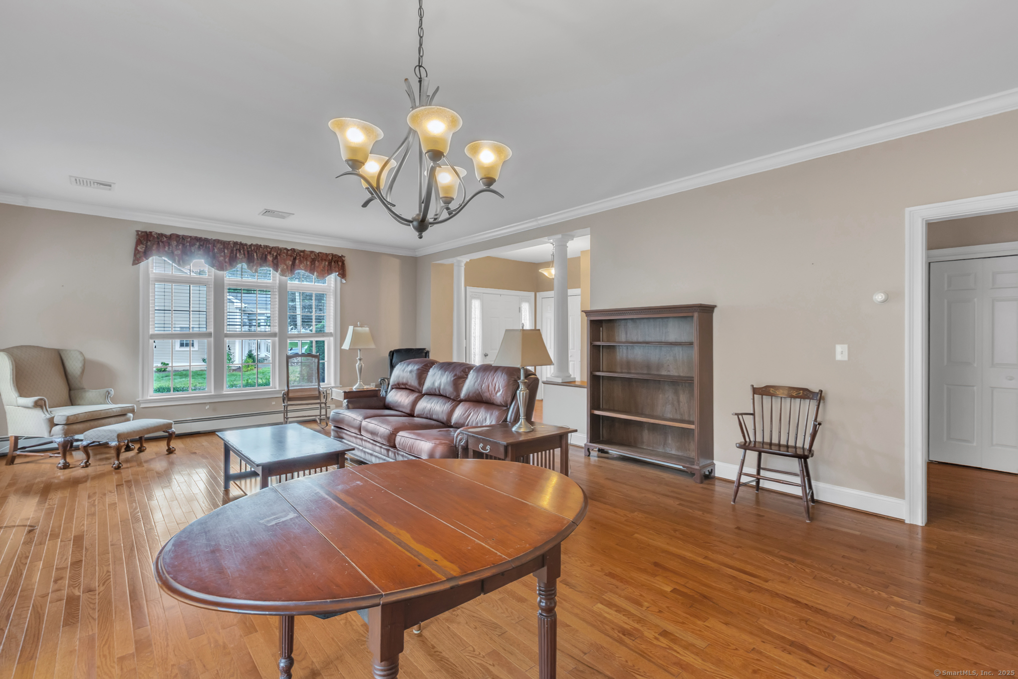 8 Dobson Commons Circle 8