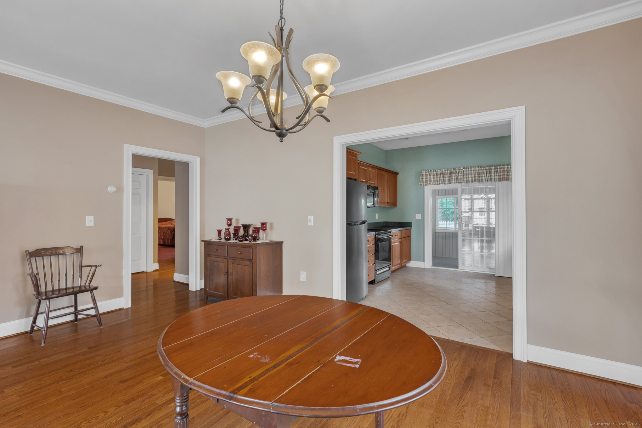 8 Dobson Commons Circle 8