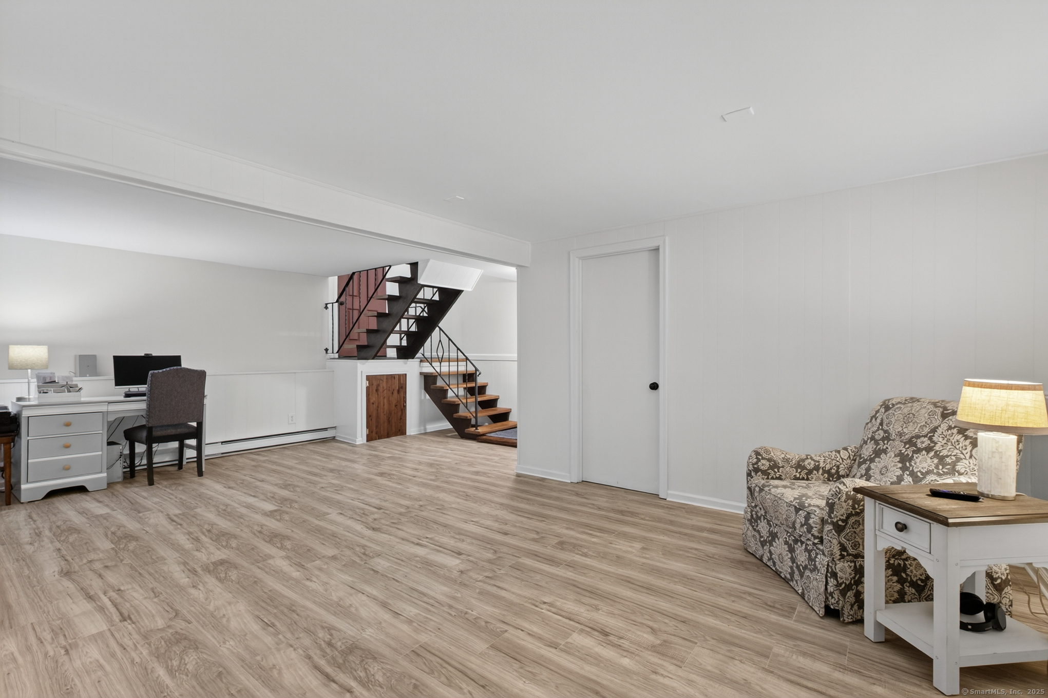 1107 North River Road